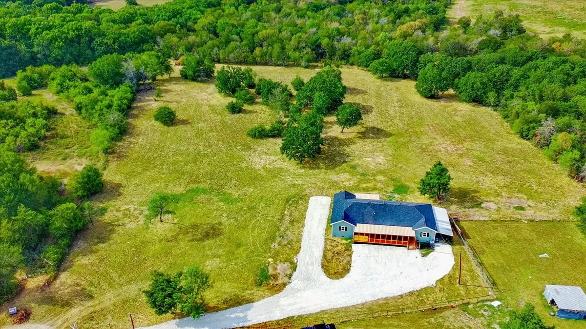 Single Family Residence For Sale in Navarro County , 6857 SW County Road 0021, Corsicana, Texas 75110, 5 Bedroom, 3 Bathroom, Garage spaces, 2,835 Sqft, built in 2024, mls#21396302, Real Estate Agent in Corsicana, Homes For Sale in Navarro county, Homes For Sale in Corsicana, Realtor in Corsicana Texas, Real Estate Brokerage Independent Realty Texas, Luminita Cordes Realtor