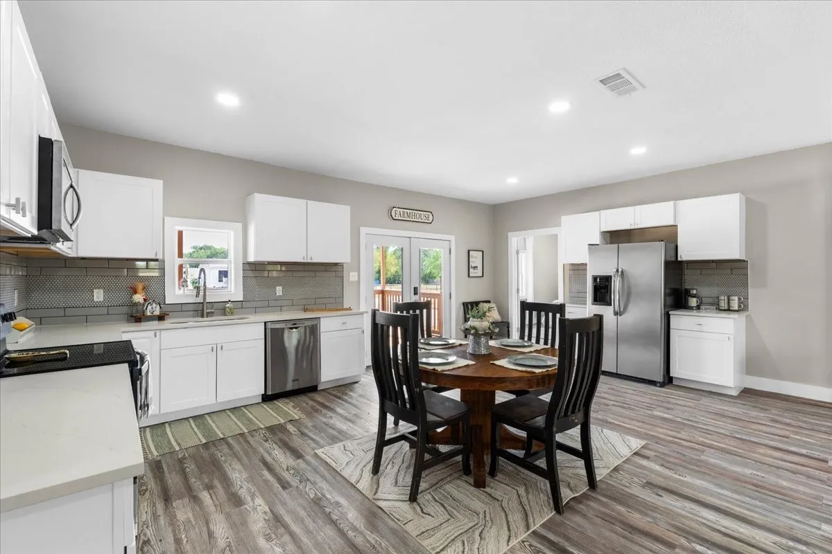 Single Family Residence For Sale in Navarro County , 6857 SW County Road 0021, Corsicana, Texas 75110, 5 Bedroom, 3 Bathroom, Garage spaces, 2,835 Sqft, built in 2024, mls#21396302, Real Estate Agent in Corsicana, Homes For Sale in Navarro county, Homes For Sale in Corsicana, Realtor in Corsicana Texas, Real Estate Brokerage Independent Realty Texas, Luminita Cordes Realtor