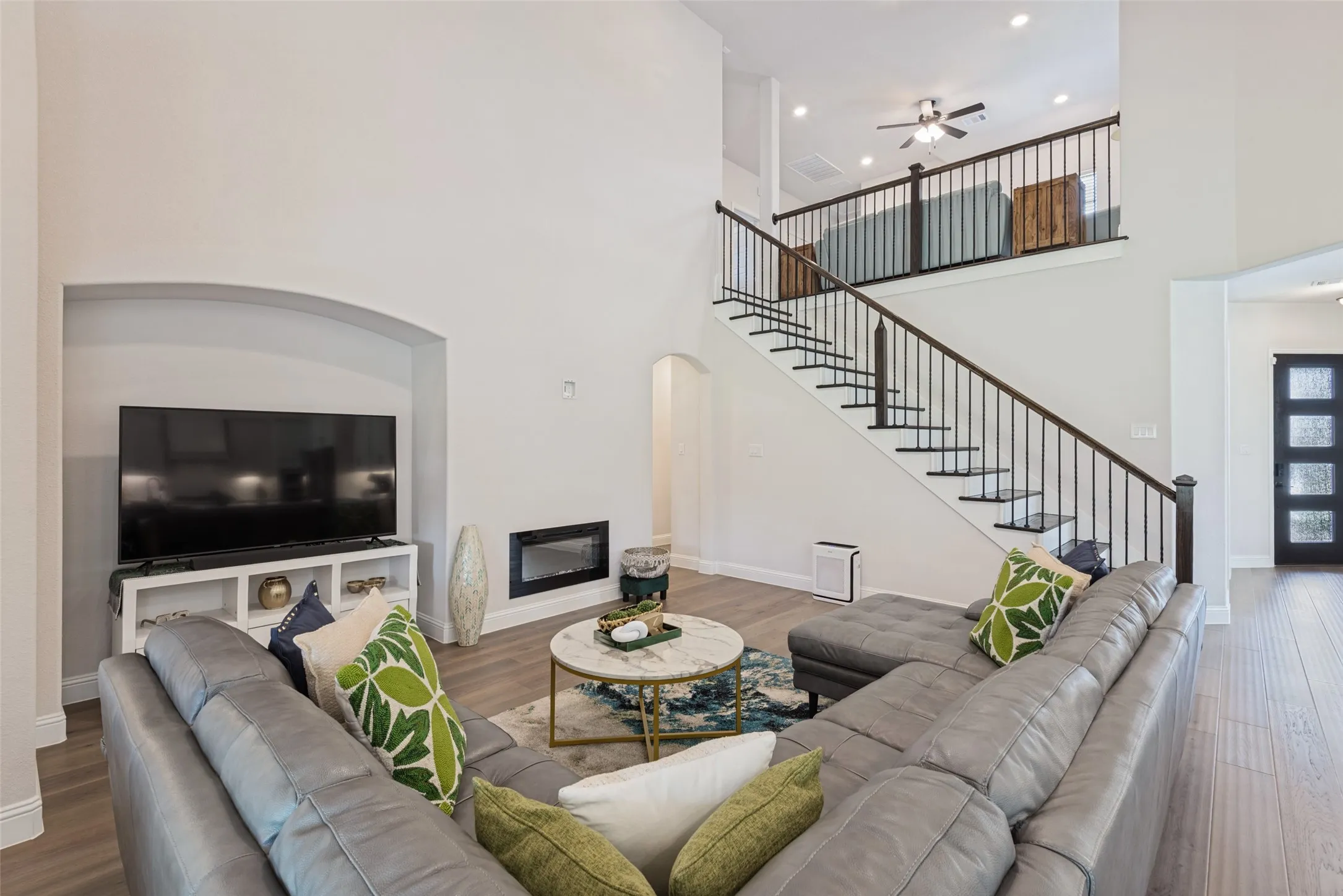 Single Family Residence For Sale in Rockwall County , 3808 Majesty Court, Heath, Texas 75032, 4 Bedroom, 4 Bathroom, 3 Garage spaces, 3,758 Sqft, built in 2024, mls#21396975, Real Estate Agent in Heath, Homes For Sale in Rockwall county, Homes For Sale in Heath, Realtor in Heath Texas, Real Estate Brokerage Independent Realty Texas, Luminita Cordes Realtor