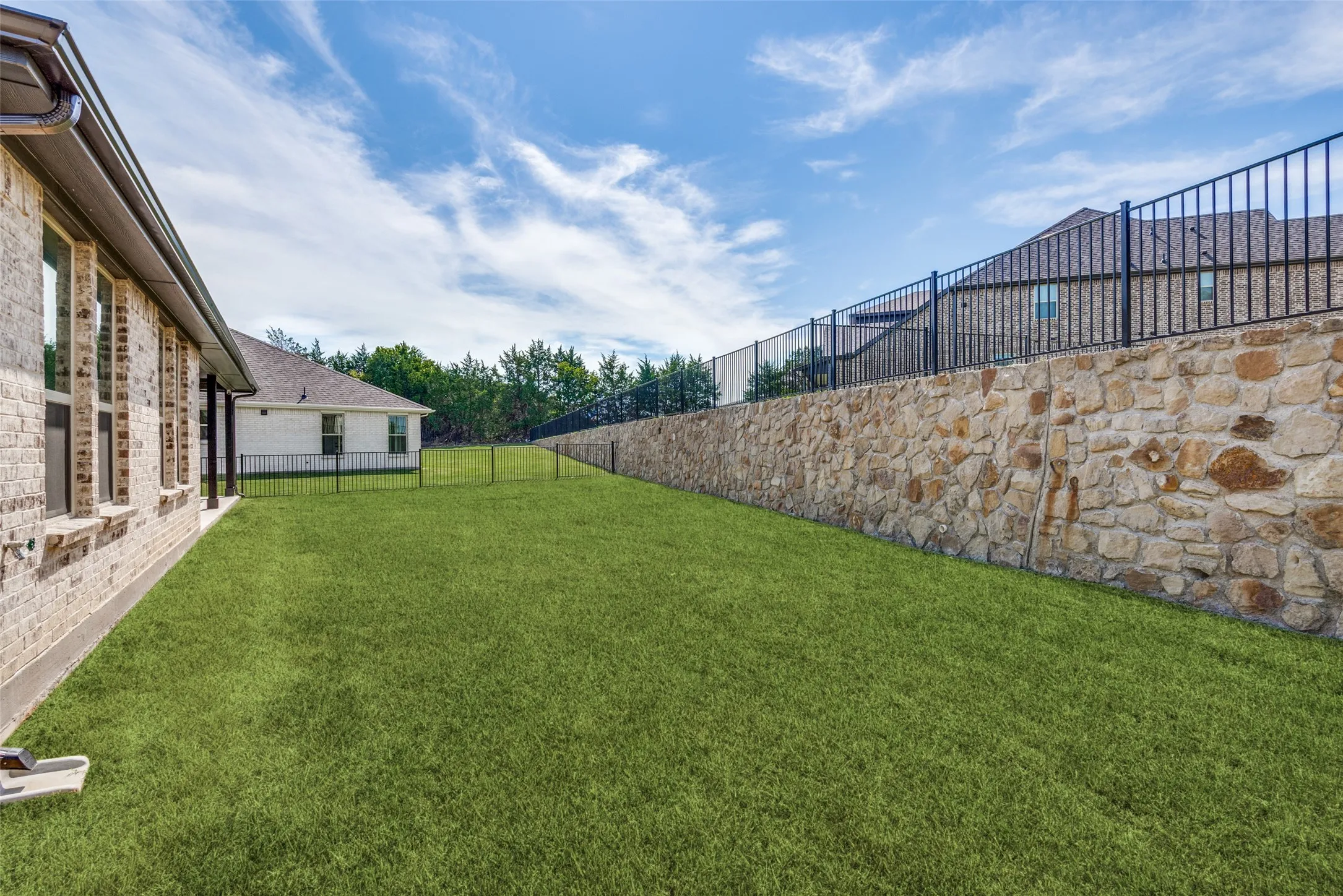 Single Family Residence For Sale in Rockwall County , 3808 Majesty Court, Heath, Texas 75032, 4 Bedroom, 4 Bathroom, 3 Garage spaces, 3,758 Sqft, built in 2024, mls#21396975, Real Estate Agent in Heath, Homes For Sale in Rockwall county, Homes For Sale in Heath, Realtor in Heath Texas, Real Estate Brokerage Independent Realty Texas, Luminita Cordes Realtor