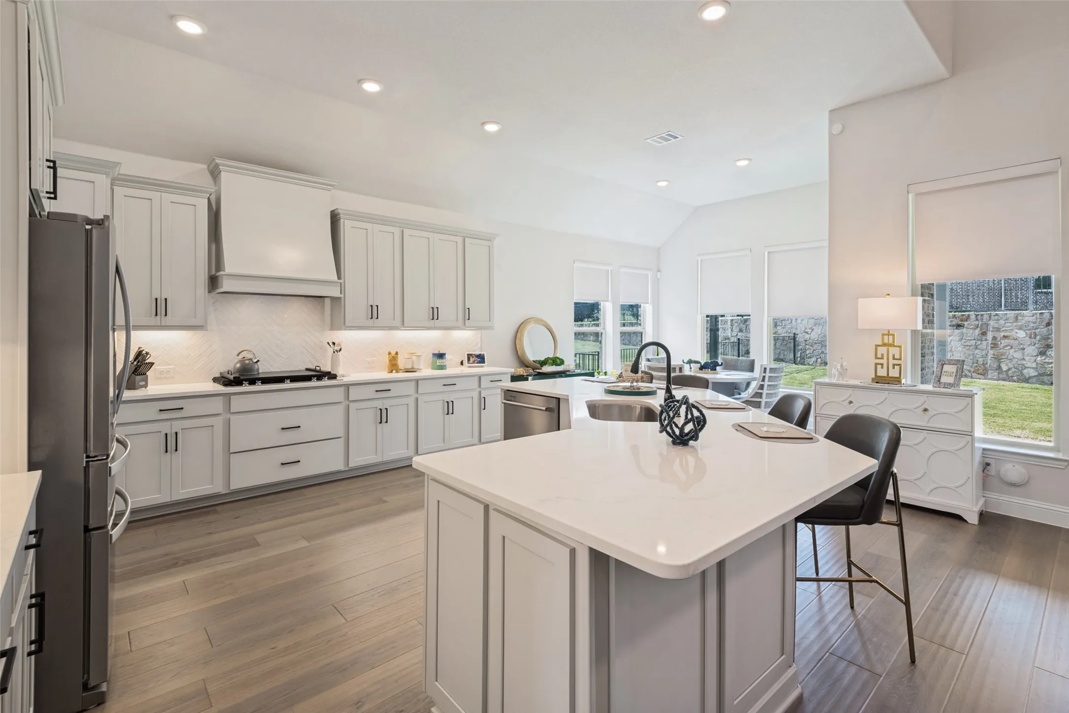 Single Family Residence For Sale in Rockwall County , 3808 Majesty Court, Heath, Texas 75032, 4 Bedroom, 4 Bathroom, 3 Garage spaces, 3,758 Sqft, built in 2024, mls#21396975, Real Estate Agent in Heath, Homes For Sale in Rockwall county, Homes For Sale in Heath, Realtor in Heath Texas, Real Estate Brokerage Independent Realty Texas, Luminita Cordes Realtor
