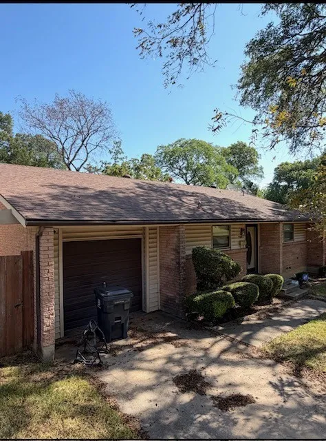 Single Family Residence For Sale in Dallas County , 1907 Canelo Drive, Dallas, Texas 75232, 2 Bedroom, 1 Bathroom, 1 Garage spaces, 1,122 Sqft, built in 1951, mls#21396417, Real Estate Agent in Dallas, Homes For Sale in Dallas county, Homes For Sale in Dallas, Realtor in Dallas Texas, Real Estate Brokerage Independent Realty Texas, Luminita Cordes Realtor