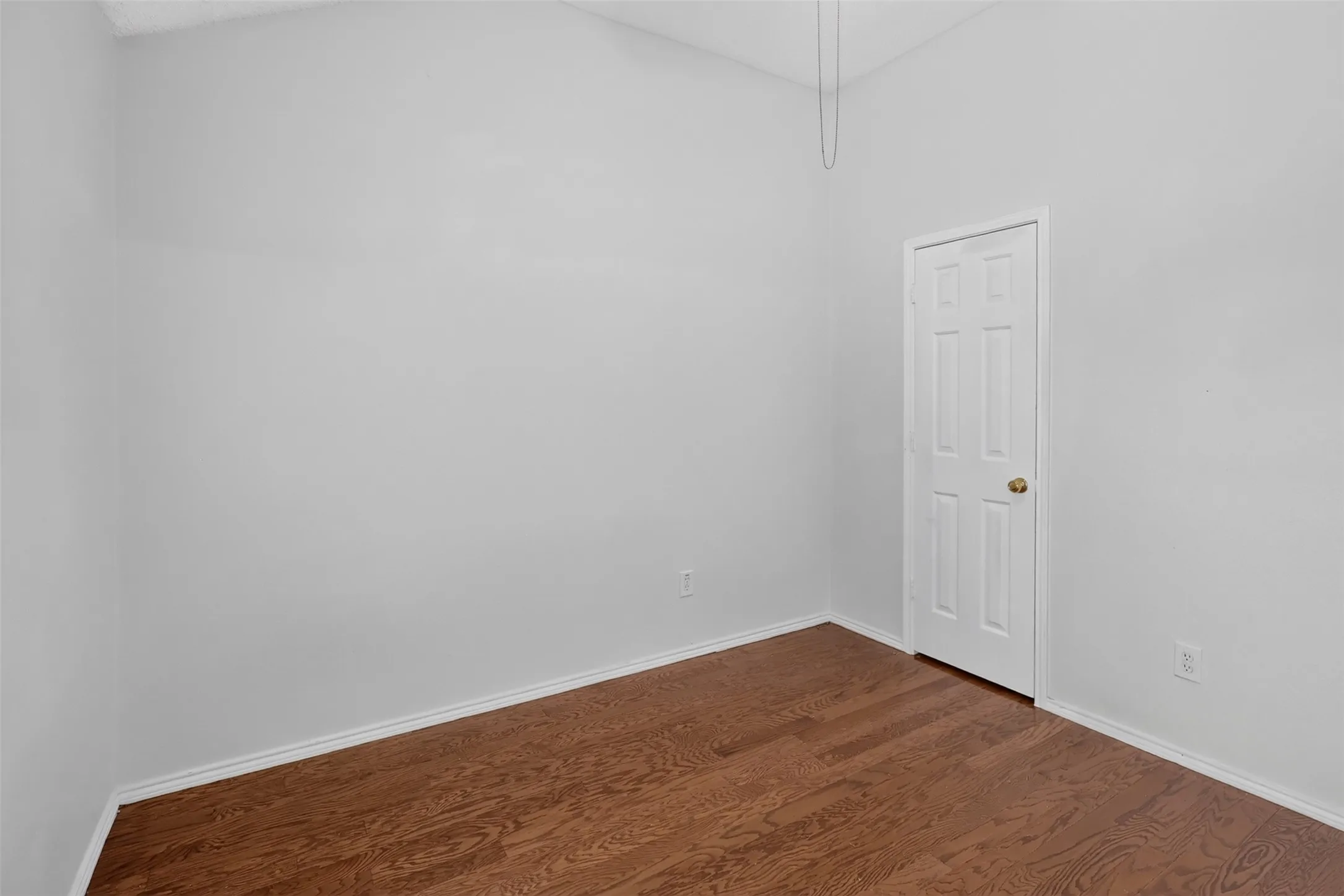Single Family Residence For Rent in Tarrant County , 3526 Sedona Drive, Grand Prairie, Texas 75052, 4 Bedroom, 2 Bathroom, 2 Garage spaces, 2,162 Sqft, built in 2001, mls#21397015, Real Estate Agent in Grand Prairie, Homes For Rent in Tarrant county, Homes For Rent in Grand Prairie, Realtor in Grand Prairie Texas, Real Estate Brokerage Independent Realty Texas, Luminita Cordes Realtor