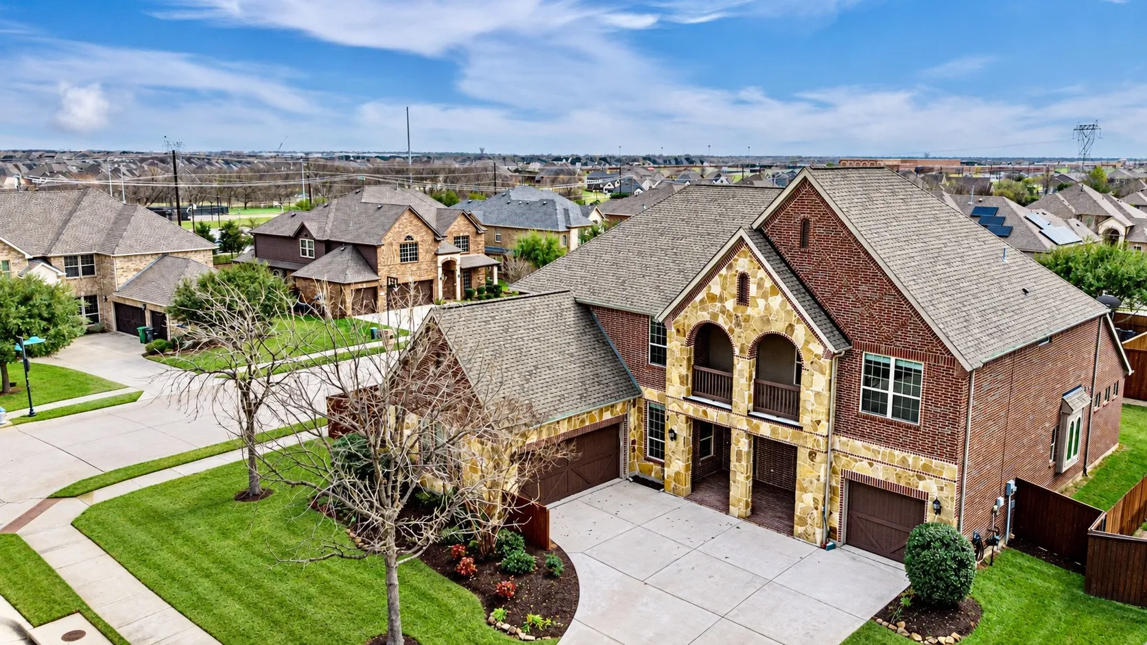 Single Family Residence For Sale in Collin County , 2320 Lewis Canyon Drive, Prosper, Texas 75078, 4 Bedroom, 4 Bathroom, 3 Garage spaces, 4,127 Sqft, built in 2016, mls#21396996, Real Estate Agent in Prosper, Homes For Sale in Collin county, Homes For Sale in Prosper, Realtor in Prosper Texas, Real Estate Brokerage Independent Realty Texas, Luminita Cordes Realtor