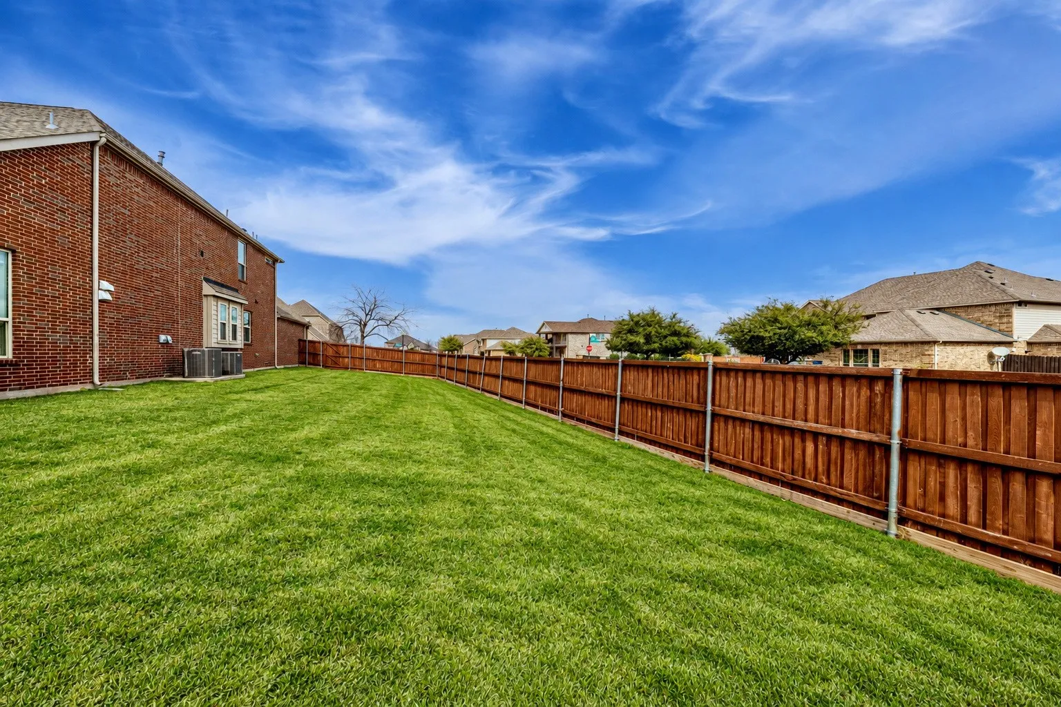 Single Family Residence For Sale in Collin County , 2320 Lewis Canyon Drive, Prosper, Texas 75078, 4 Bedroom, 4 Bathroom, 3 Garage spaces, 4,127 Sqft, built in 2016, mls#21396996, Real Estate Agent in Prosper, Homes For Sale in Collin county, Homes For Sale in Prosper, Realtor in Prosper Texas, Real Estate Brokerage Independent Realty Texas, Luminita Cordes Realtor
