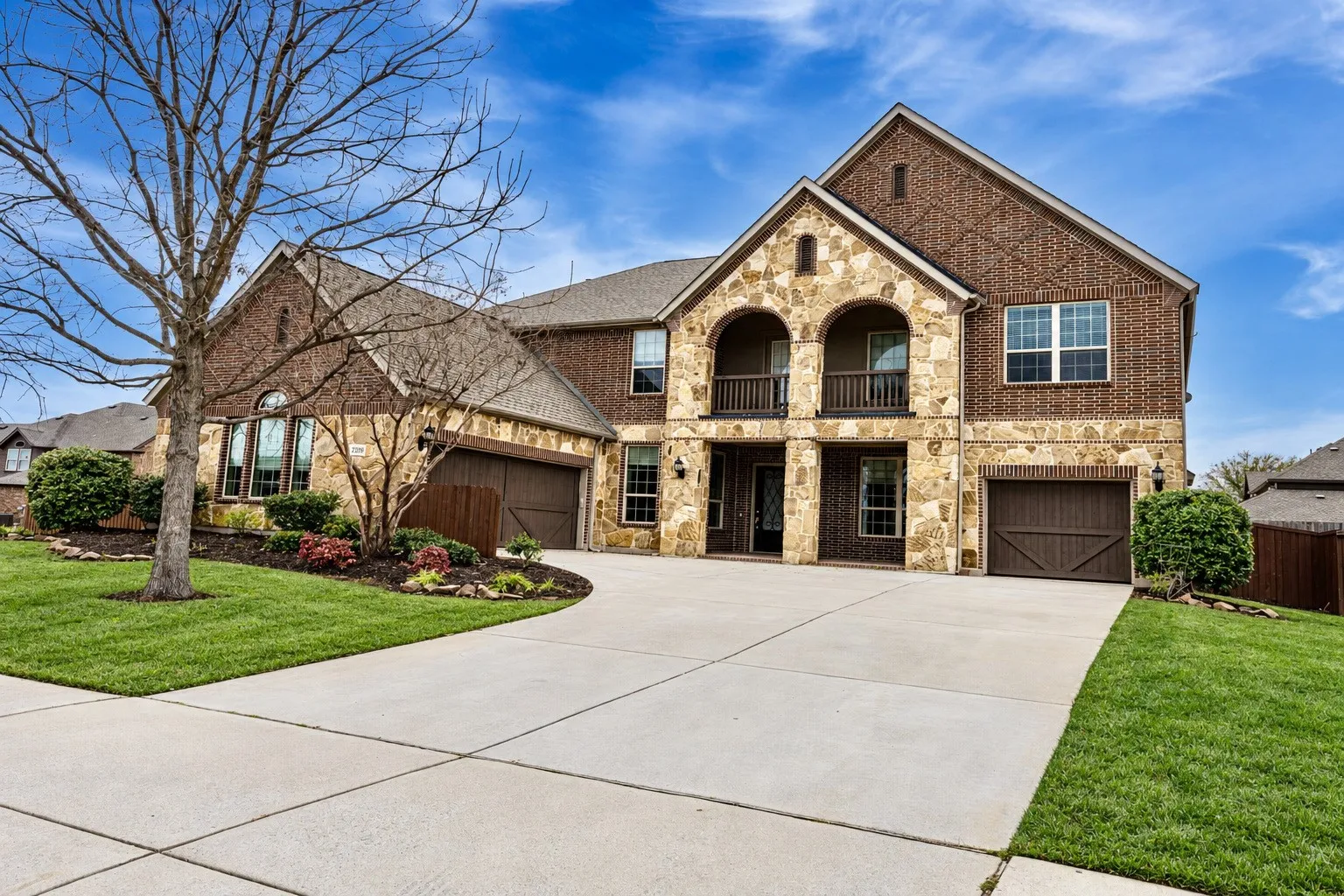 Single Family Residence For Sale in Collin County , 2320 Lewis Canyon Drive, Prosper, Texas 75078, 4 Bedroom, 4 Bathroom, 3 Garage spaces, 4,127 Sqft, built in 2016, mls#21396996, Real Estate Agent in Prosper, Homes For Sale in Collin county, Homes For Sale in Prosper, Realtor in Prosper Texas, Real Estate Brokerage Independent Realty Texas, Luminita Cordes Realtor