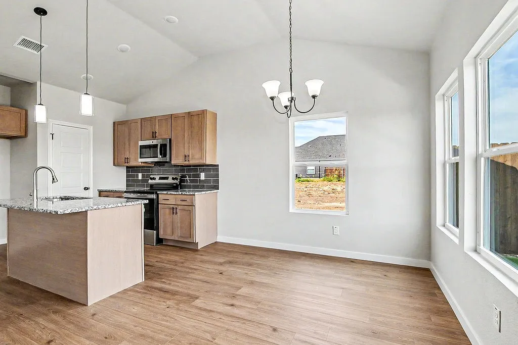 Single Family Residence For Sale in Tarrant County , 212 Marble Creek Drive, Fort Worth, Texas 76131, 3 Bedroom, 2 Bathroom, 2 Garage spaces, 1,387 Sqft, built in 2026, mls#21397017, Real Estate Agent in Fort Worth, Homes For Sale in Tarrant county, Homes For Sale in Fort Worth, Realtor in Fort Worth Texas, Real Estate Brokerage Independent Realty Texas, Luminita Cordes Realtor