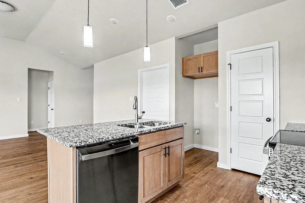 Single Family Residence For Sale in Tarrant County , 212 Marble Creek Drive, Fort Worth, Texas 76131, 3 Bedroom, 2 Bathroom, 2 Garage spaces, 1,387 Sqft, built in 2026, mls#21397017, Real Estate Agent in Fort Worth, Homes For Sale in Tarrant county, Homes For Sale in Fort Worth, Realtor in Fort Worth Texas, Real Estate Brokerage Independent Realty Texas, Luminita Cordes Realtor