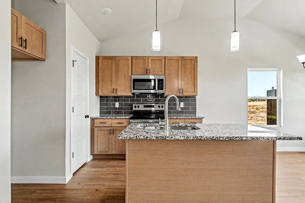 Single Family Residence For Sale in Tarrant County , 212 Marble Creek Drive, Fort Worth, Texas 76131, 3 Bedroom, 2 Bathroom, 2 Garage spaces, 1,387 Sqft, built in 2026, mls#21397017, Real Estate Agent in Fort Worth, Homes For Sale in Tarrant county, Homes For Sale in Fort Worth, Realtor in Fort Worth Texas, Real Estate Brokerage Independent Realty Texas, Luminita Cordes Realtor