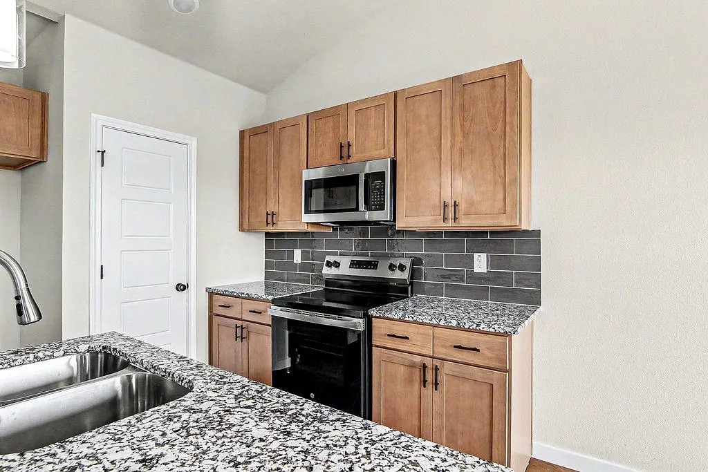 Single Family Residence For Sale in Tarrant County , 212 Marble Creek Drive, Fort Worth, Texas 76131, 3 Bedroom, 2 Bathroom, 2 Garage spaces, 1,387 Sqft, built in 2026, mls#21397017, Real Estate Agent in Fort Worth, Homes For Sale in Tarrant county, Homes For Sale in Fort Worth, Realtor in Fort Worth Texas, Real Estate Brokerage Independent Realty Texas, Luminita Cordes Realtor