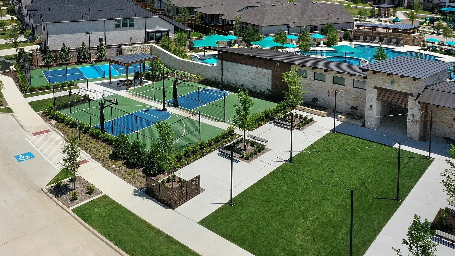 Single Family Residence For Rent in Collin County , 2429 Plumeria Lane, Celina, Texas 75009, 4 Bedroom, 3 Bathroom, 2 Garage spaces, 2,973 Sqft, built in 2024, mls#21395662, Real Estate Agent in Celina, Homes For Rent in Collin county, Homes For Rent in Celina, Realtor in Celina Texas, Real Estate Brokerage Independent Realty Texas, Luminita Cordes Realtor