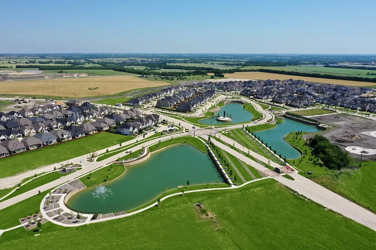 Single Family Residence For Rent in Collin County , 2429 Plumeria Lane, Celina, Texas 75009, 4 Bedroom, 3 Bathroom, 2 Garage spaces, 2,973 Sqft, built in 2024, mls#21395662, Real Estate Agent in Celina, Homes For Rent in Collin county, Homes For Rent in Celina, Realtor in Celina Texas, Real Estate Brokerage Independent Realty Texas, Luminita Cordes Realtor