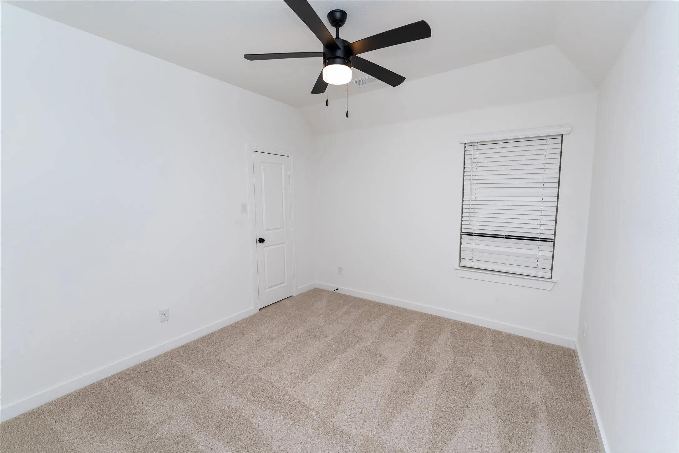 Single Family Residence For Rent in Collin County , 2429 Plumeria Lane, Celina, Texas 75009, 4 Bedroom, 3 Bathroom, 2 Garage spaces, 2,973 Sqft, built in 2024, mls#21395662, Real Estate Agent in Celina, Homes For Rent in Collin county, Homes For Rent in Celina, Realtor in Celina Texas, Real Estate Brokerage Independent Realty Texas, Luminita Cordes Realtor