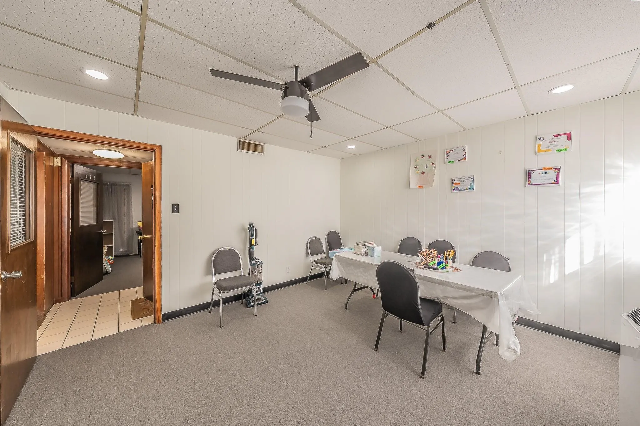 Business For Sale in Tarrant County , 3819 Mccart Avenue, Fort Worth, Texas 76110, 0, 0, Garage spaces, 0 Sqft, built in 1966, mls#21396254, Real Estate Agent in Fort Worth, Homes For Sale in Tarrant county, Homes For Sale in Fort Worth, Realtor in Fort Worth Texas, Real Estate Brokerage Independent Realty Texas, Luminita Cordes Realtor