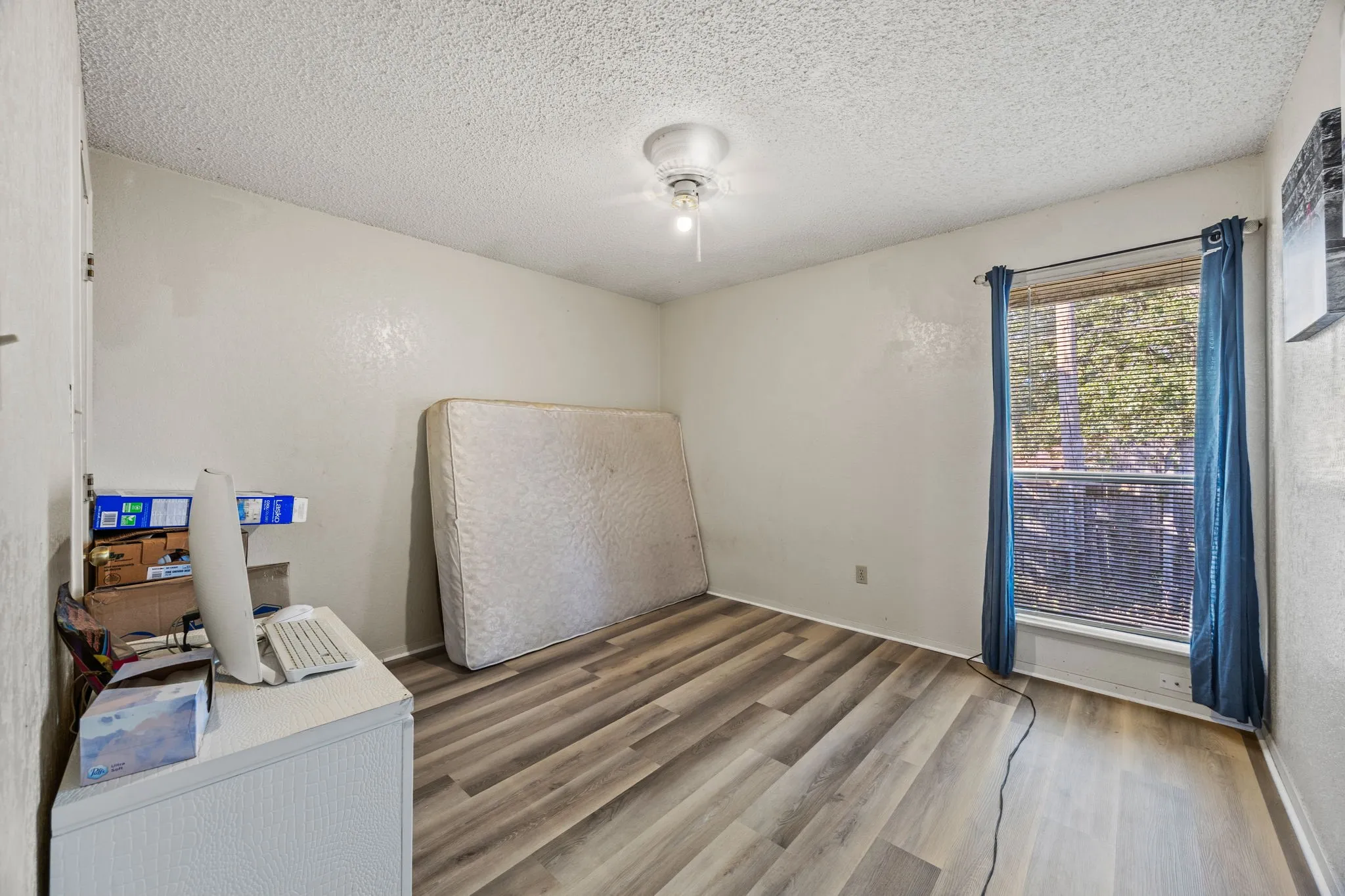 Wood-finish flooring with a neutral color palette