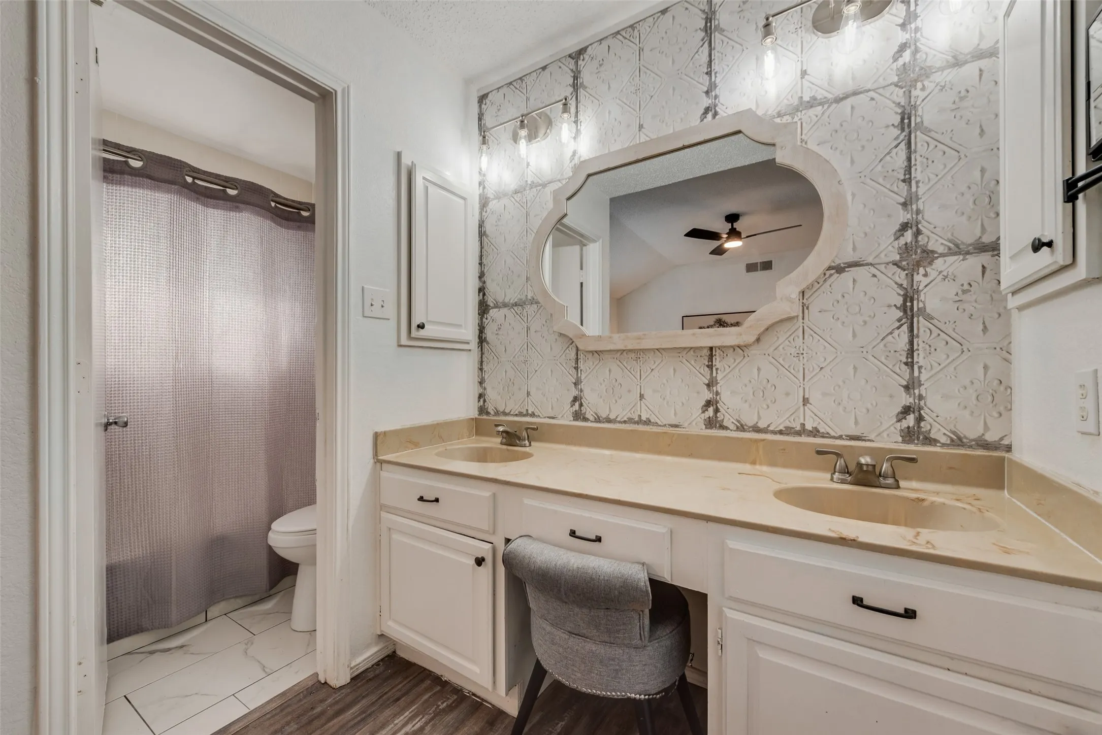 Single Family Residence For Sale in Tarrant County , 10140 Indian Mound Road, Fort Worth, Texas 76108, 3 Bedroom, 2 Bathroom, 2 Garage spaces, 1,556 Sqft, built in 1986, mls#21395676, Real Estate Agent in Fort Worth, Homes For Sale in Tarrant county, Homes For Sale in Fort Worth, Realtor in Fort Worth Texas, Real Estate Brokerage Independent Realty Texas, Luminita Cordes Realtor