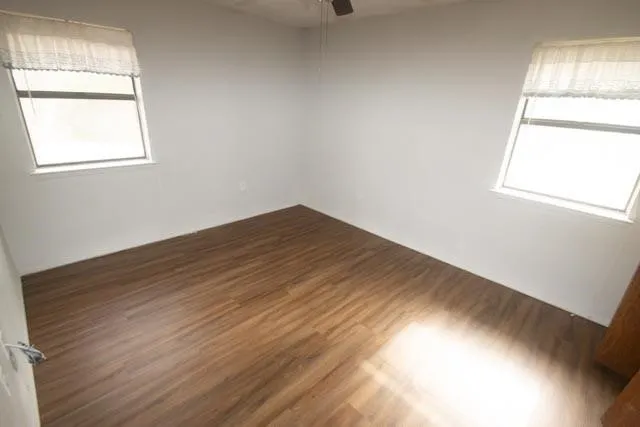 Single Family Residence For Rent in Grayson County , 109 Simmons Loop, Van Alstyne, Texas 75495, 3 Bedroom, 2 Bathroom, 2 Garage spaces, 1,896 Sqft, built in 1977, mls#21397044, Real Estate Agent in Van Alstyne, Homes For Rent in Grayson county, Homes For Rent in Van Alstyne, Realtor in Van Alstyne Texas, Real Estate Brokerage Independent Realty Texas, Luminita Cordes Realtor