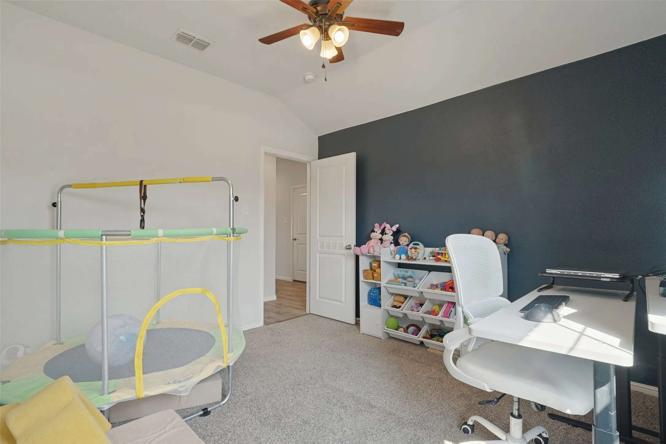 Single Family Residence For Sale in Tarrant County , 2208 Denmark Lane, Fort Worth, Texas 76108, 3 Bedroom, 2 Bathroom, 2 Garage spaces, 1,429 Sqft, built in 2020, mls#21387358, Real Estate Agent in Fort Worth, Homes For Sale in Tarrant county, Homes For Sale in Fort Worth, Realtor in Fort Worth Texas, Real Estate Brokerage Independent Realty Texas, Luminita Cordes Realtor