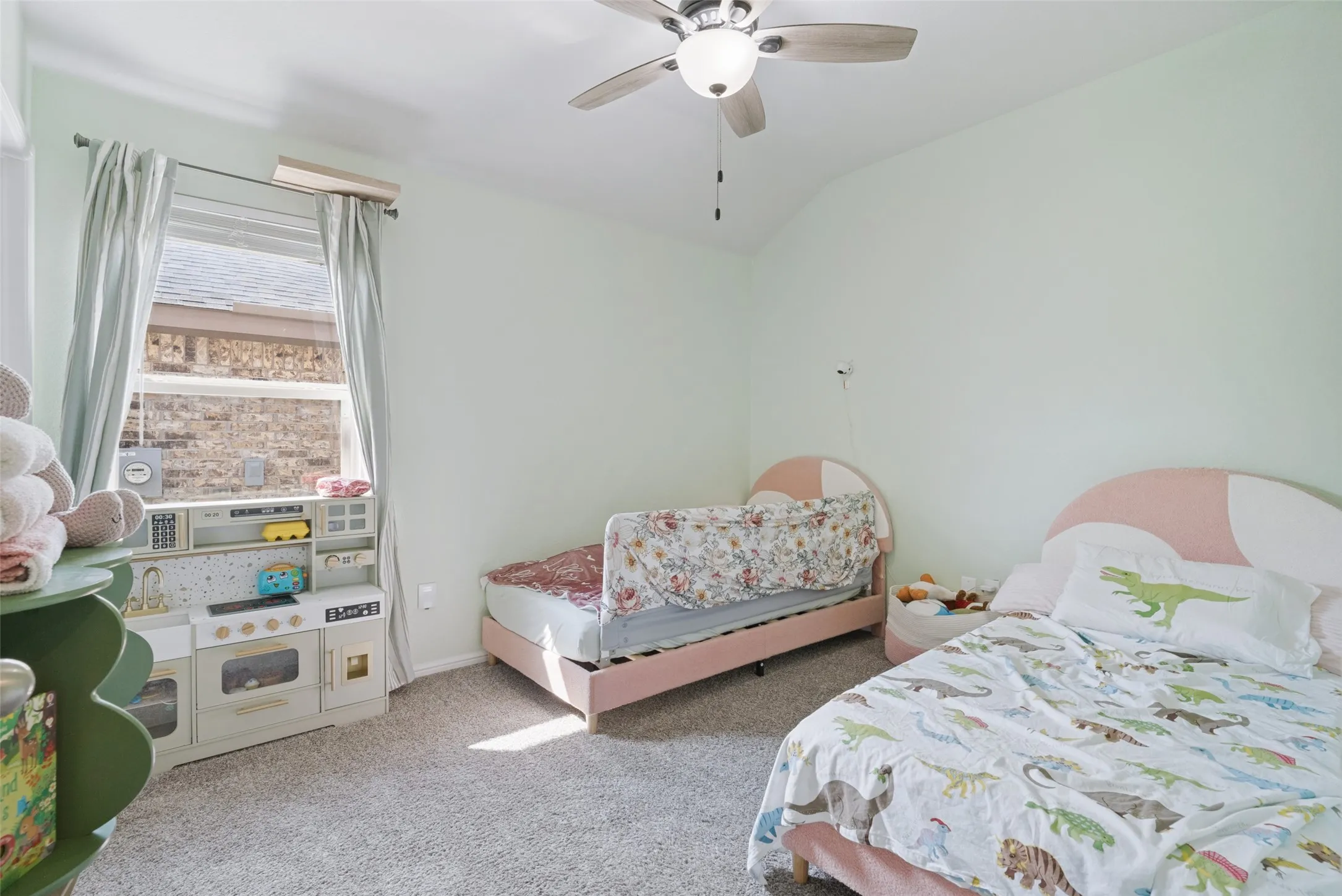 Single Family Residence For Sale in Tarrant County , 2208 Denmark Lane, Fort Worth, Texas 76108, 3 Bedroom, 2 Bathroom, 2 Garage spaces, 1,429 Sqft, built in 2020, mls#21387358, Real Estate Agent in Fort Worth, Homes For Sale in Tarrant county, Homes For Sale in Fort Worth, Realtor in Fort Worth Texas, Real Estate Brokerage Independent Realty Texas, Luminita Cordes Realtor