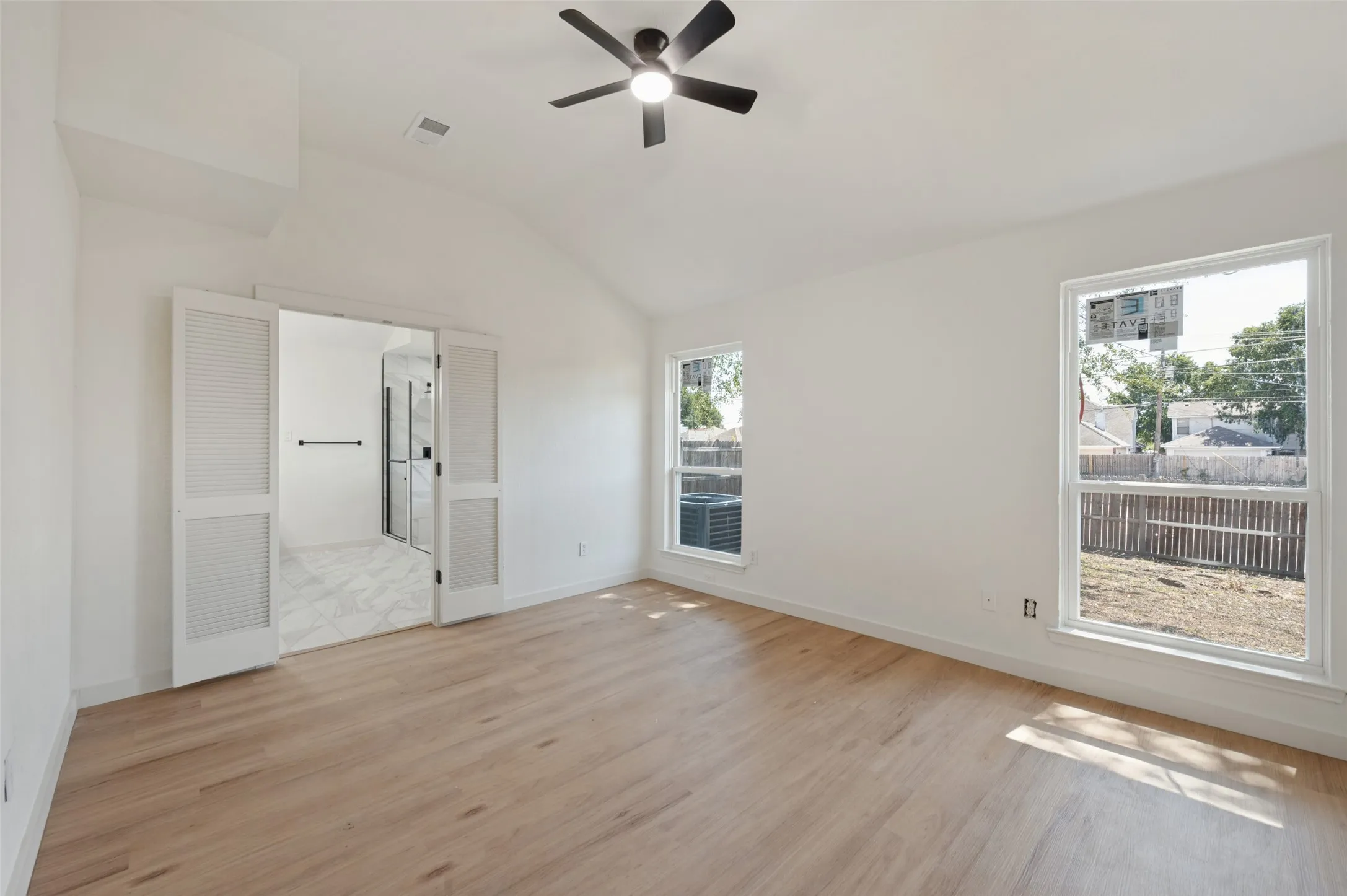 Single Family Residence For Sale in Tarrant County , 838 Cornfield Drive, Arlington, Texas 76017, 4 Bedroom, 3 Bathroom, 2 Garage spaces, 1,818 Sqft, built in 1986, mls#21396029, Real Estate Agent in Arlington, Homes For Sale in Tarrant county, Homes For Sale in Arlington, Realtor in Arlington Texas, Real Estate Brokerage Independent Realty Texas, Luminita Cordes Realtor