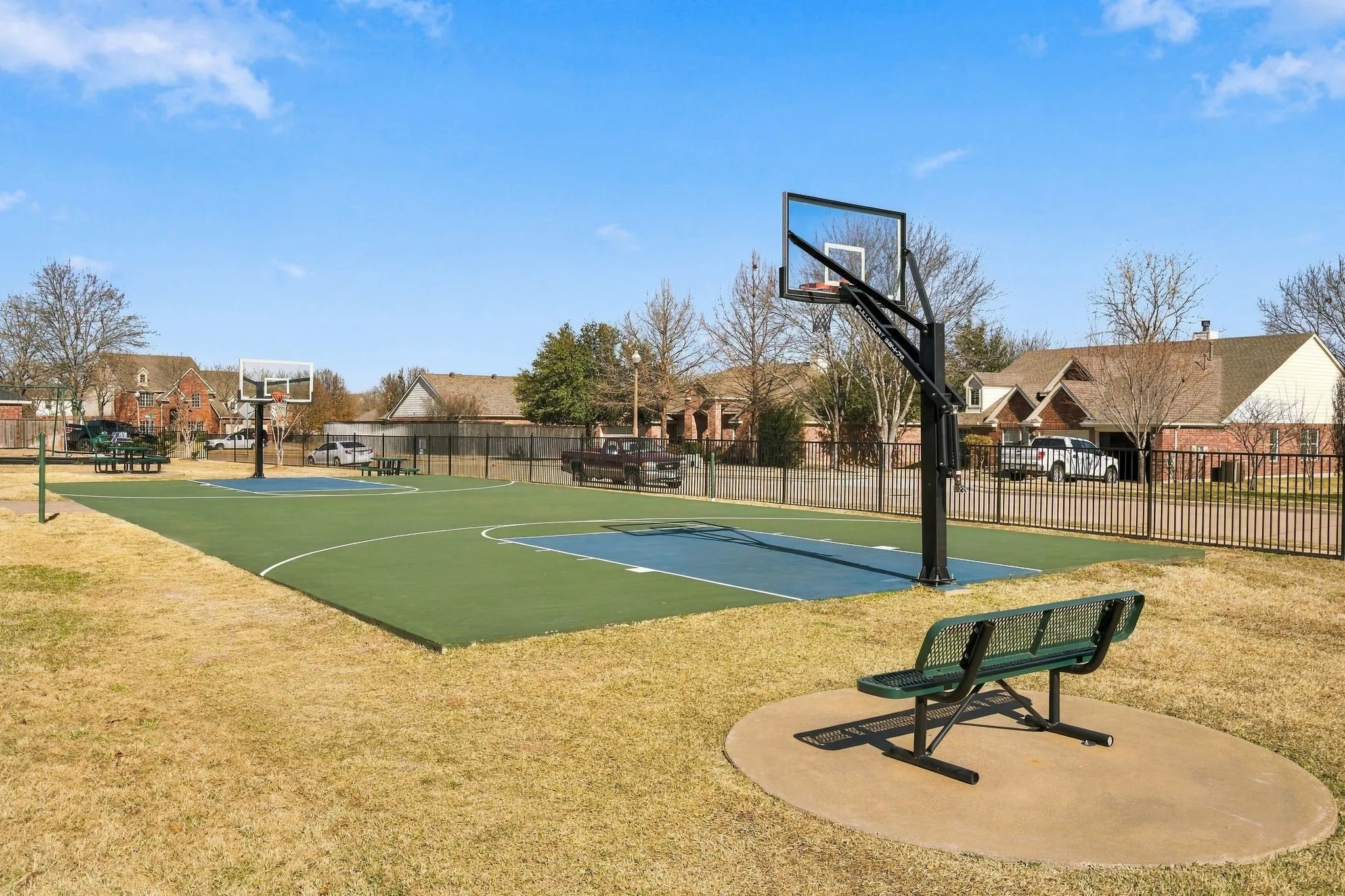 Single Family Residence For Sale in Denton County , 2412 Clubhouse Drive, Denton, Texas 76210, 3 Bedroom, 2 Bathroom, 2 Garage spaces, 1,676 Sqft, built in 2005, mls#21396956, Real Estate Agent in Denton, Homes For Sale in Denton county, Homes For Sale in Denton, Realtor in Denton Texas, Real Estate Brokerage Independent Realty Texas, Luminita Cordes Realtor