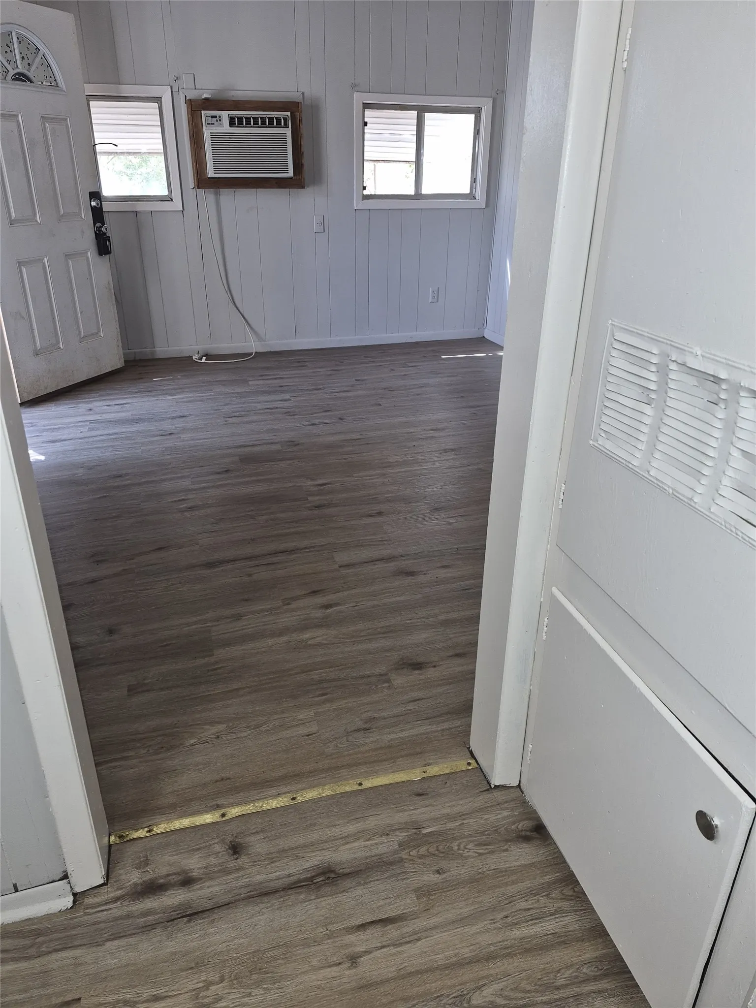 unit B living area