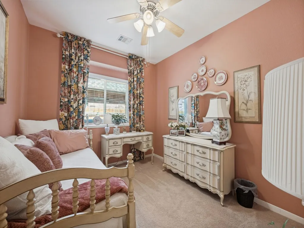 Single Family Residence For Sale in Tarrant County , 9124 Chardin Park Drive, Fort Worth, Texas 76244, 3 Bedroom, 3 Bathroom, 2 Garage spaces, 2,684 Sqft, built in 2002, mls#21394991, Real Estate Agent in Fort Worth, Homes For Sale in Tarrant county, Homes For Sale in Fort Worth, Realtor in Fort Worth Texas, Real Estate Brokerage Independent Realty Texas, Luminita Cordes Realtor