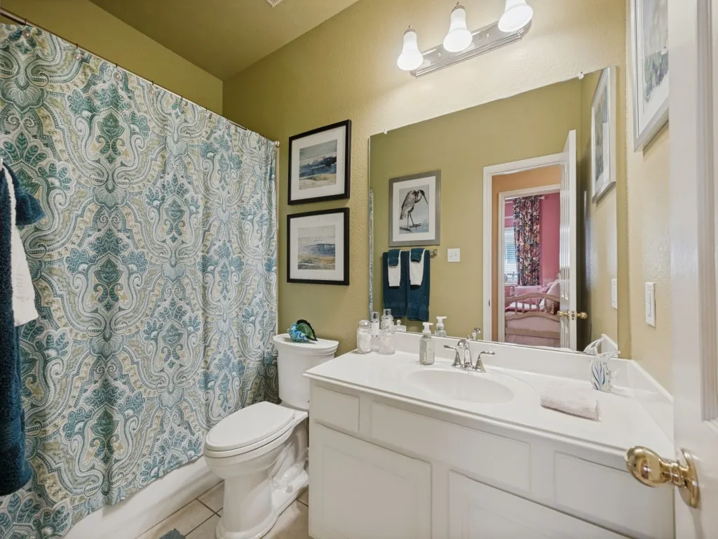 Single Family Residence For Sale in Tarrant County , 9124 Chardin Park Drive, Fort Worth, Texas 76244, 3 Bedroom, 3 Bathroom, 2 Garage spaces, 2,684 Sqft, built in 2002, mls#21394991, Real Estate Agent in Fort Worth, Homes For Sale in Tarrant county, Homes For Sale in Fort Worth, Realtor in Fort Worth Texas, Real Estate Brokerage Independent Realty Texas, Luminita Cordes Realtor