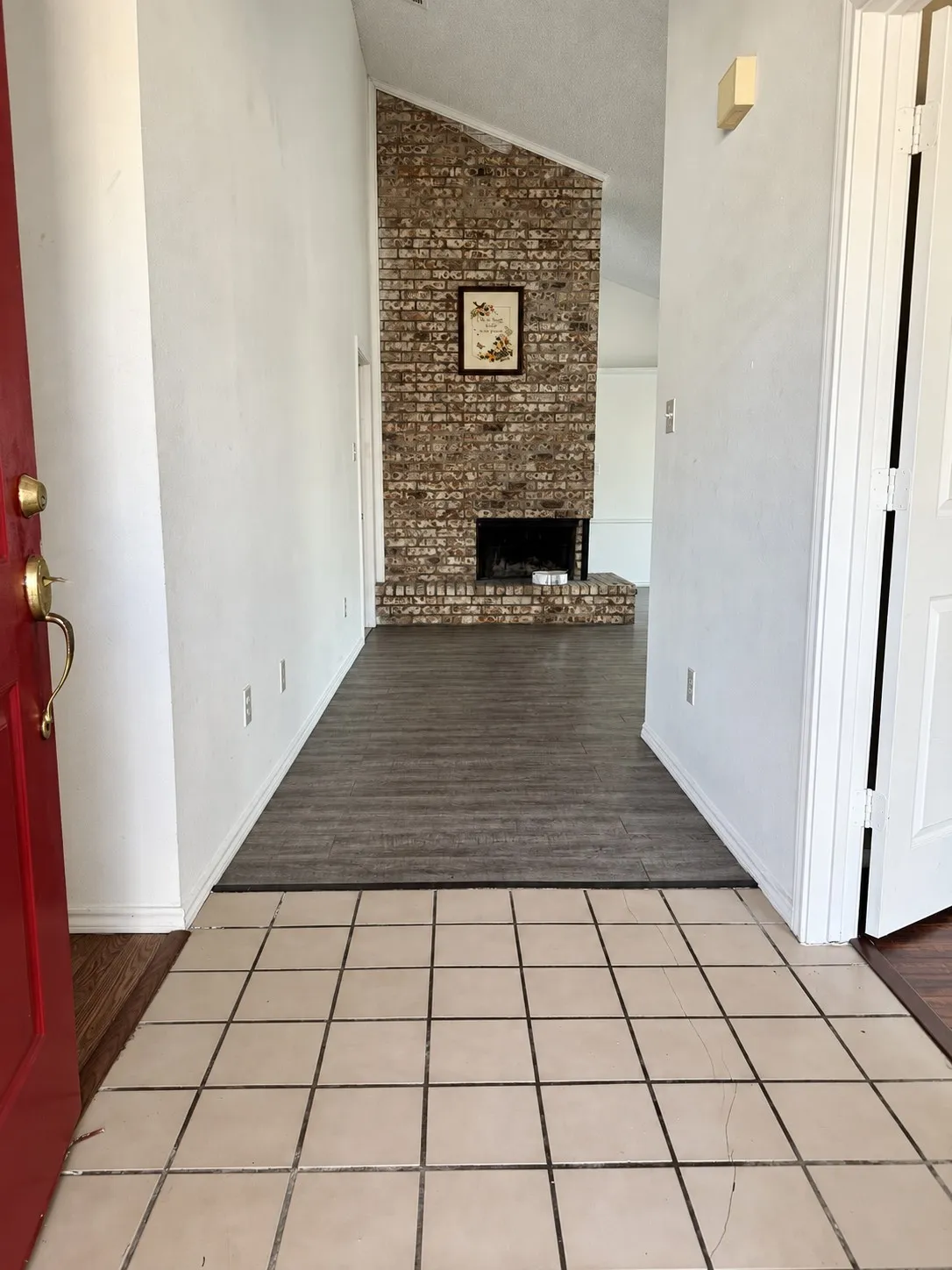 Single Family Residence For Sale in Dallas County , 1026 Sanders Drive, Duncanville, Texas 75137, 2 Bedroom, 2 Bathroom, 2 Garage spaces, 1,071 Sqft, built in 1989, mls#21397060, Real Estate Agent in Duncanville, Homes For Sale in Dallas county, Homes For Sale in Duncanville, Realtor in Duncanville Texas, Real Estate Brokerage Independent Realty Texas, Luminita Cordes Realtor