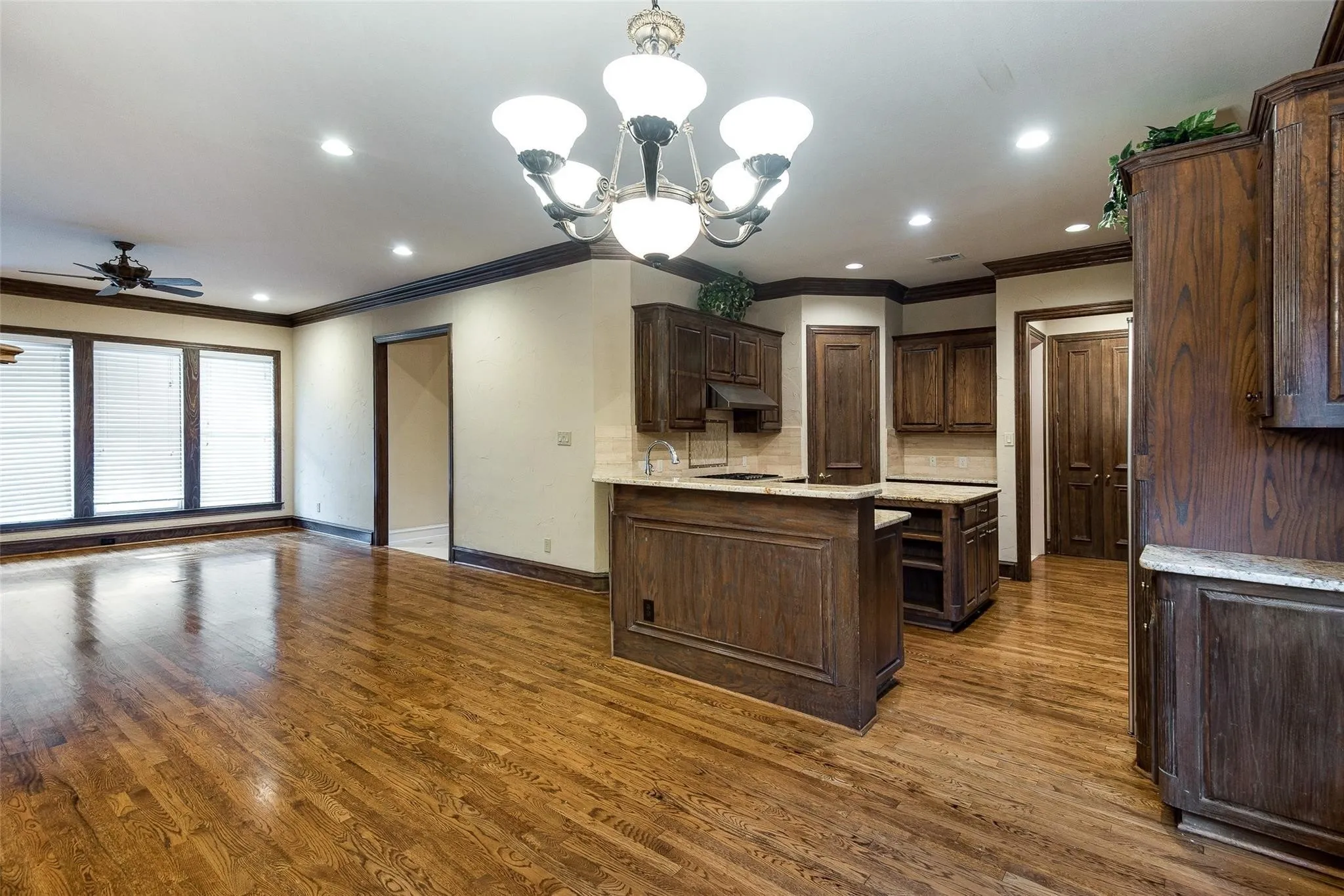 Single Family Residence For Rent in Collin County , 5933 King William Drive, Plano, Texas 75093, 4 Bedroom, 5 Bathroom, 3 Garage spaces, 4,512 Sqft, built in 1998, mls#21397063, Real Estate Agent in Plano, Homes For Rent in Collin county, Homes For Rent in Plano, Realtor in Plano Texas, Real Estate Brokerage Independent Realty Texas, Luminita Cordes Realtor
