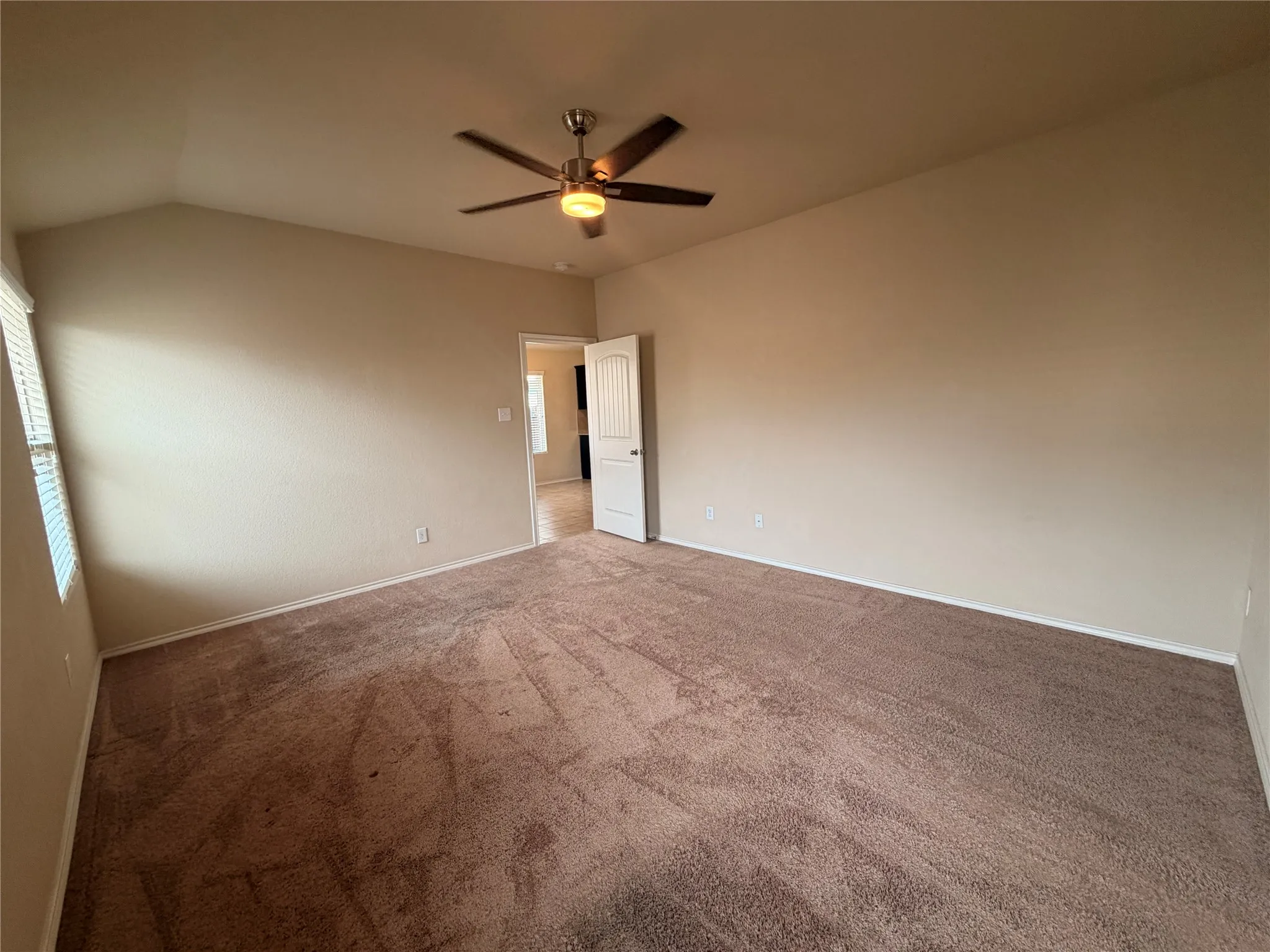 Single Family Residence For Rent in Tarrant County , 6320 Sails Street, Fort Worth, Texas 76179, 4 Bedroom, 2 Bathroom, 2 Garage spaces, 1,792 Sqft, built in 2017, mls#21397066, Real Estate Agent in Fort Worth, Homes For Rent in Tarrant county, Homes For Rent in Fort Worth, Realtor in Fort Worth Texas, Real Estate Brokerage Independent Realty Texas, Luminita Cordes Realtor