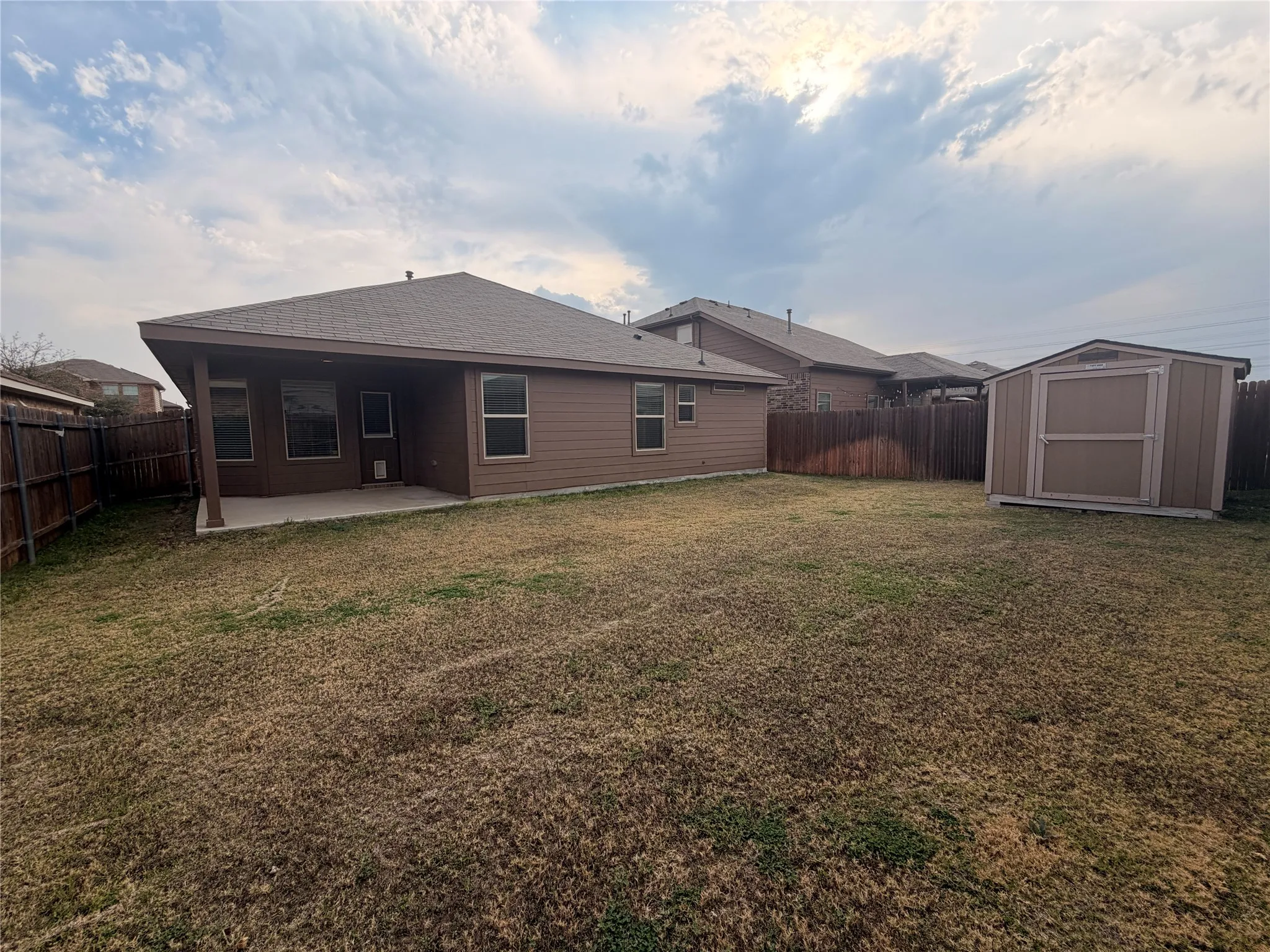 Single Family Residence For Rent in Tarrant County , 6320 Sails Street, Fort Worth, Texas 76179, 4 Bedroom, 2 Bathroom, 2 Garage spaces, 1,792 Sqft, built in 2017, mls#21397066, Real Estate Agent in Fort Worth, Homes For Rent in Tarrant county, Homes For Rent in Fort Worth, Realtor in Fort Worth Texas, Real Estate Brokerage Independent Realty Texas, Luminita Cordes Realtor