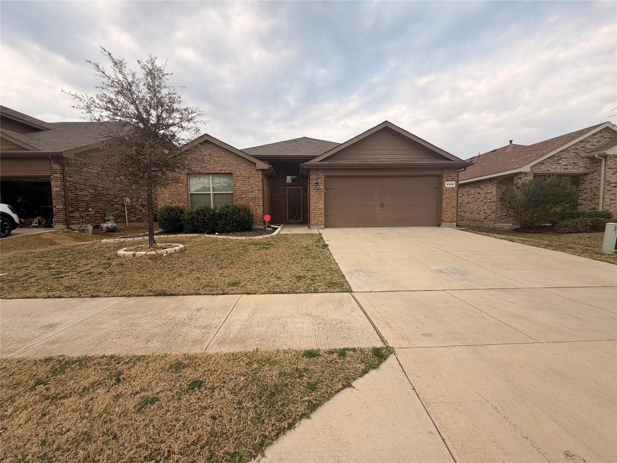 Single Family Residence For Rent in Tarrant County , 6320 Sails Street, Fort Worth, Texas 76179, 4 Bedroom, 2 Bathroom, 2 Garage spaces, 1,792 Sqft, built in 2017, mls#21397066, Real Estate Agent in Fort Worth, Homes For Rent in Tarrant county, Homes For Rent in Fort Worth, Realtor in Fort Worth Texas, Real Estate Brokerage Independent Realty Texas, Luminita Cordes Realtor