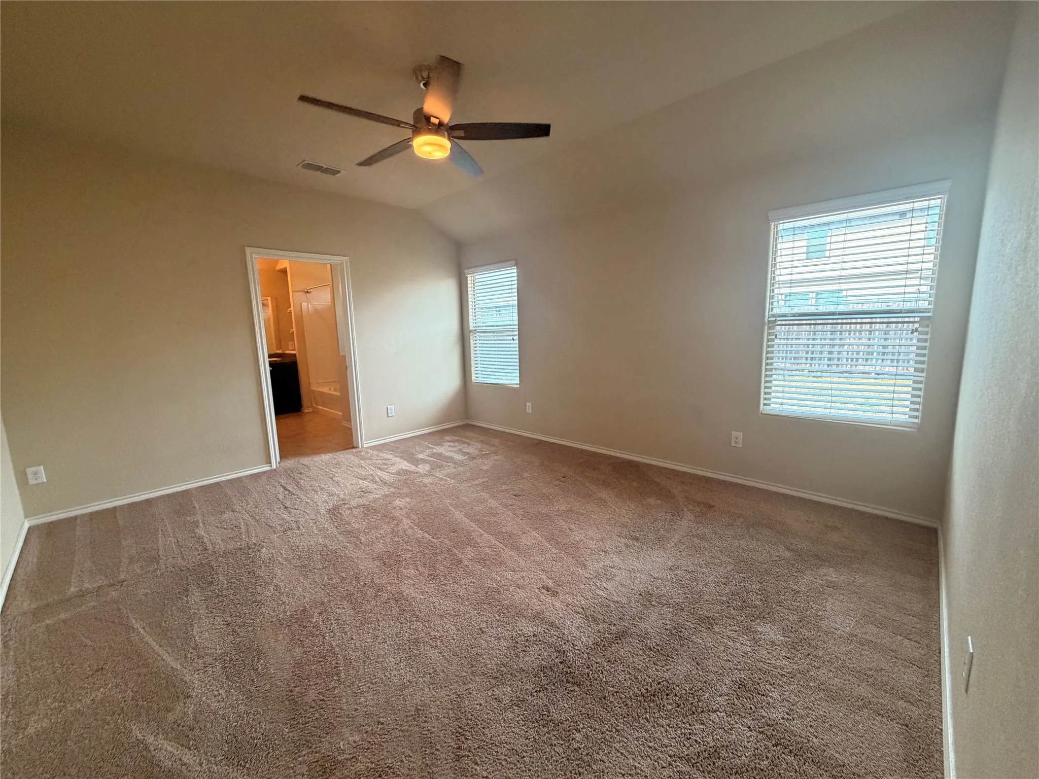 Single Family Residence For Rent in Tarrant County , 6320 Sails Street, Fort Worth, Texas 76179, 4 Bedroom, 2 Bathroom, 2 Garage spaces, 1,792 Sqft, built in 2017, mls#21397066, Real Estate Agent in Fort Worth, Homes For Rent in Tarrant county, Homes For Rent in Fort Worth, Realtor in Fort Worth Texas, Real Estate Brokerage Independent Realty Texas, Luminita Cordes Realtor