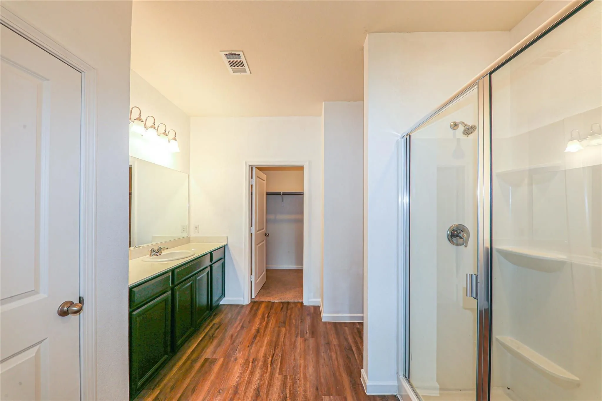 Single Family Residence For Rent in Collin County , 746 Wilshire Drive, Lavon, Texas 75166, 4 Bedroom, 2 Bathroom, 2 Garage spaces, 1,984 Sqft, built in 2020, mls#21397071, Real Estate Agent in Lavon, Homes For Rent in Collin county, Homes For Rent in Lavon, Realtor in Lavon Texas, Real Estate Brokerage Independent Realty Texas, Luminita Cordes Realtor