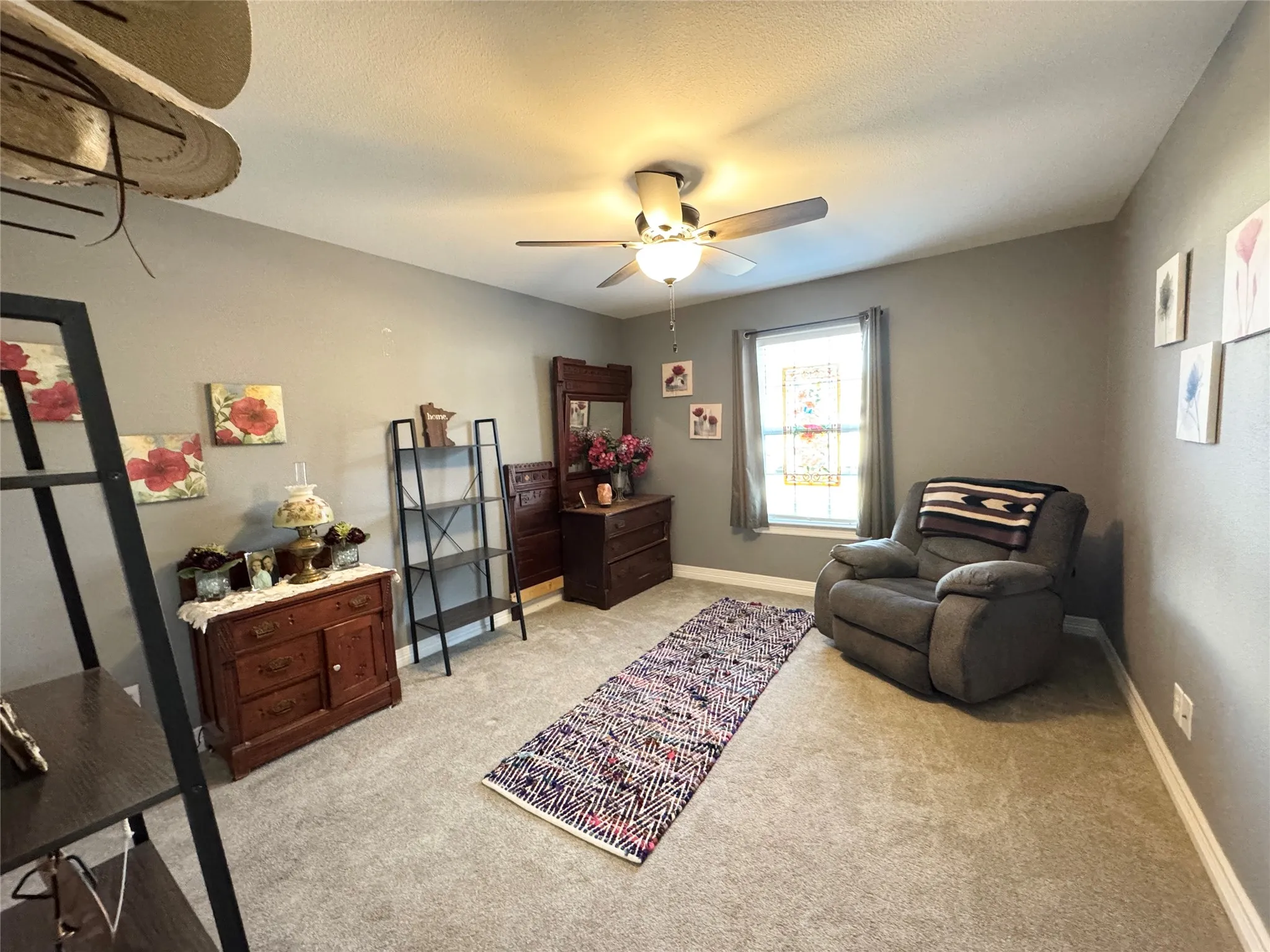 Single Family Residence For Rent in Grayson County , 617 N Jordan Street, Whitesboro, Texas 76273, 3 Bedroom, 2 Bathroom, Garage spaces, 1,287 Sqft, built in 2021, mls#21397062, Real Estate Agent in Whitesboro, Homes For Rent in Grayson county, Homes For Rent in Whitesboro, Realtor in Whitesboro Texas, Real Estate Brokerage Independent Realty Texas, Luminita Cordes Realtor