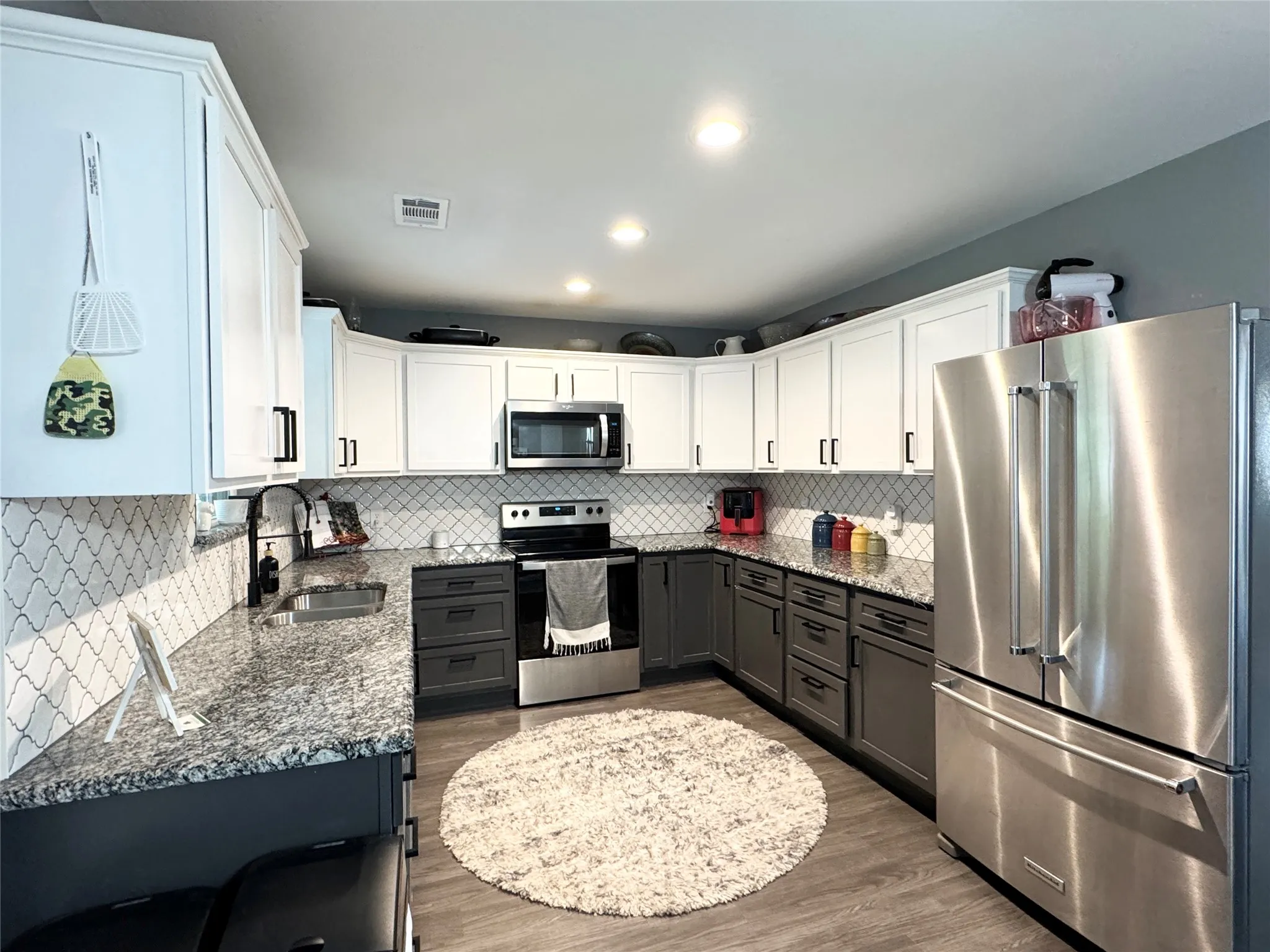 Single Family Residence For Rent in Grayson County , 617 N Jordan Street, Whitesboro, Texas 76273, 3 Bedroom, 2 Bathroom, Garage spaces, 1,287 Sqft, built in 2021, mls#21397062, Real Estate Agent in Whitesboro, Homes For Rent in Grayson county, Homes For Rent in Whitesboro, Realtor in Whitesboro Texas, Real Estate Brokerage Independent Realty Texas, Luminita Cordes Realtor