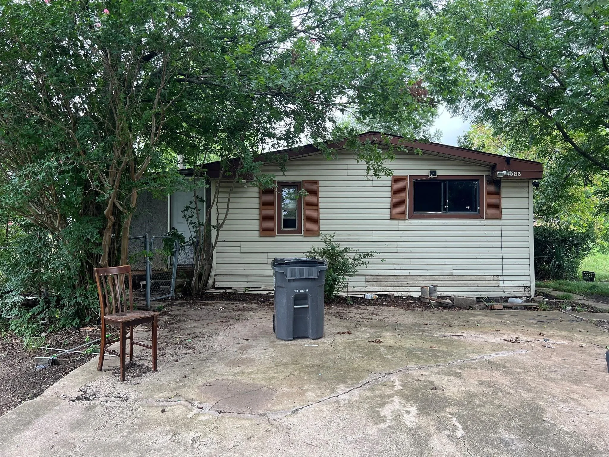 Mobile Home For Sale in Collin County , 2522 Greenfield, Princeton, Texas 75407, 3 Bedroom, 2 Bathroom, Garage spaces, 1,152 Sqft, built in 1981, mls#21397082, Real Estate Agent in Princeton, Homes For Sale in Collin county, Homes For Sale in Princeton, Realtor in Princeton Texas, Real Estate Brokerage Independent Realty Texas, Luminita Cordes Realtor