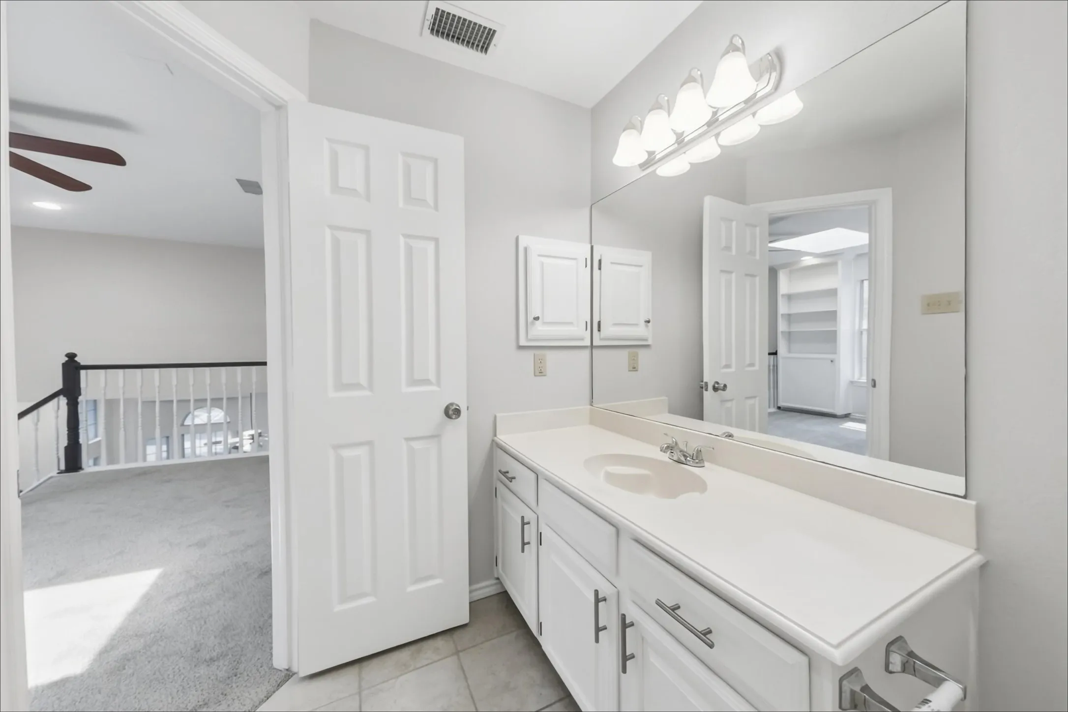 Single Family Residence For Sale in Dallas County , 9016 Cumberland Drive, Irving, Texas 75063, 3 Bedroom, 3 Bathroom, 2 Garage spaces, 2,036 Sqft, built in 1989, mls#21395963, Real Estate Agent in Irving, Homes For Sale in Dallas county, Homes For Sale in Irving, Realtor in Irving Texas, Real Estate Brokerage Independent Realty Texas, Luminita Cordes Realtor