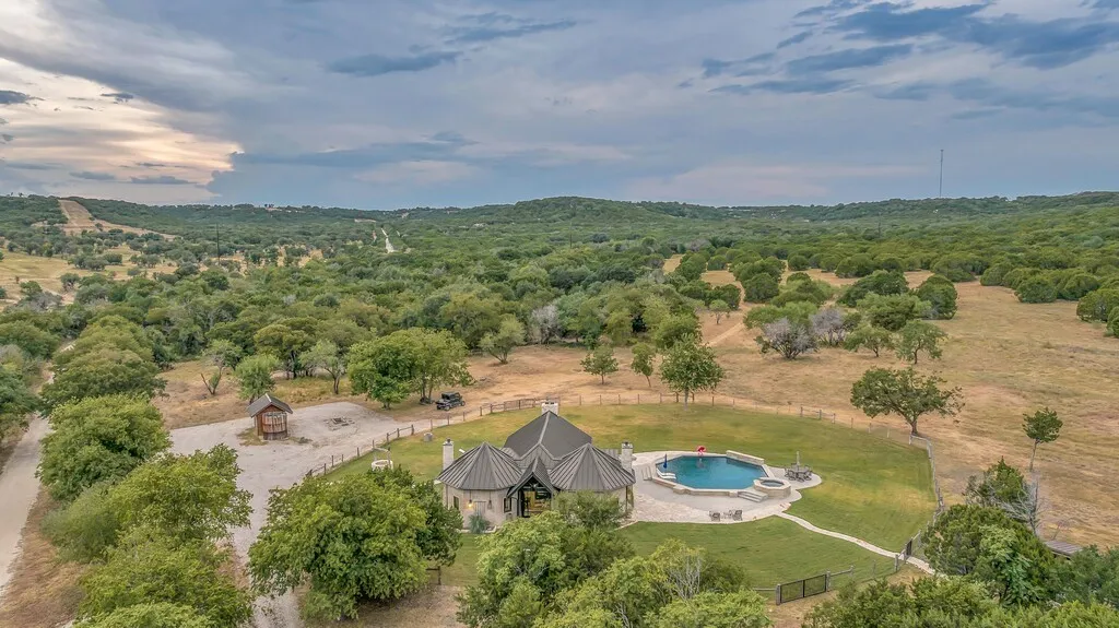 Farm For Sale in Bosque County , 3311 County Road 1035, Meridian, Texas 76665, 4 Bedroom, 4 Bathroom, Garage spaces, 2,233 Sqft, built in 2022, mls#21397084, Real Estate Agent in Meridian, Homes For Sale in Bosque county, Homes For Sale in Meridian, Realtor in Meridian Texas, Real Estate Brokerage Independent Realty Texas, Luminita Cordes Realtor