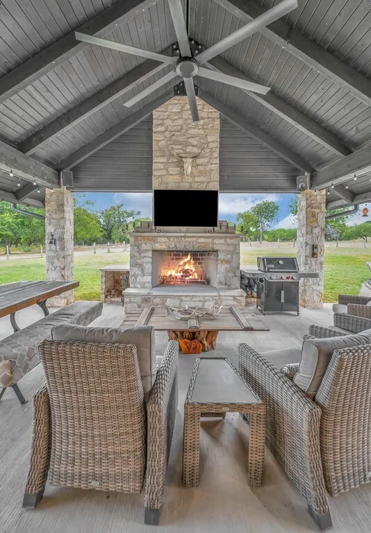 Farm For Sale in Bosque County , 3311 County Road 1035, Meridian, Texas 76665, 4 Bedroom, 4 Bathroom, Garage spaces, 2,233 Sqft, built in 2022, mls#21397084, Real Estate Agent in Meridian, Homes For Sale in Bosque county, Homes For Sale in Meridian, Realtor in Meridian Texas, Real Estate Brokerage Independent Realty Texas, Luminita Cordes Realtor
