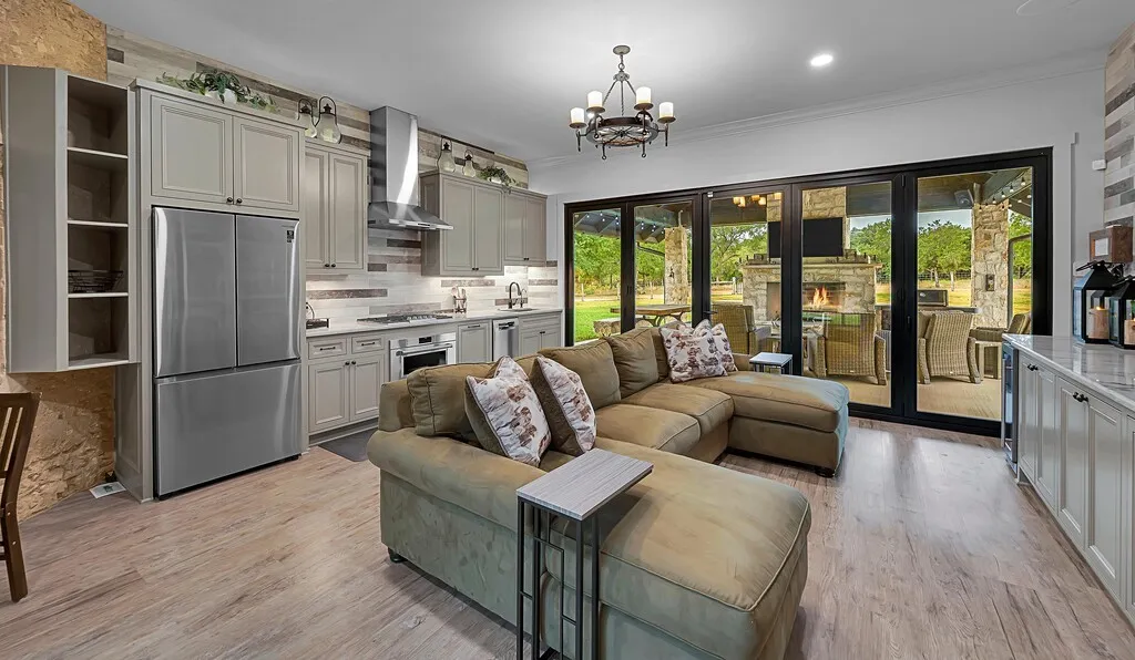 Farm For Sale in Bosque County , 3311 County Road 1035, Meridian, Texas 76665, 4 Bedroom, 4 Bathroom, Garage spaces, 2,233 Sqft, built in 2022, mls#21397084, Real Estate Agent in Meridian, Homes For Sale in Bosque county, Homes For Sale in Meridian, Realtor in Meridian Texas, Real Estate Brokerage Independent Realty Texas, Luminita Cordes Realtor