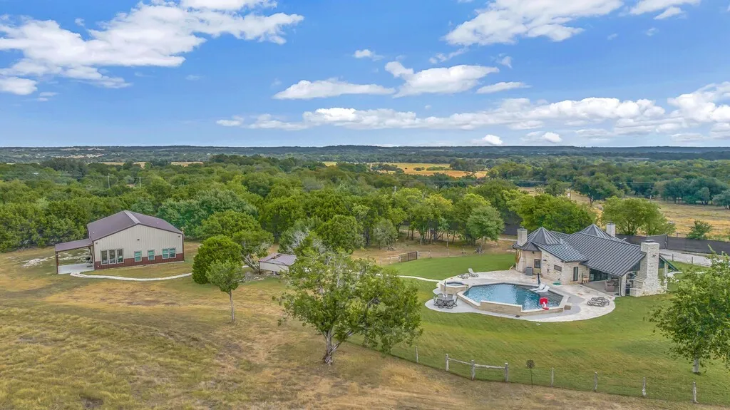 Farm For Sale in Bosque County , 3311 County Road 1035, Meridian, Texas 76665, 4 Bedroom, 4 Bathroom, Garage spaces, 2,233 Sqft, built in 2022, mls#21397084, Real Estate Agent in Meridian, Homes For Sale in Bosque county, Homes For Sale in Meridian, Realtor in Meridian Texas, Real Estate Brokerage Independent Realty Texas, Luminita Cordes Realtor