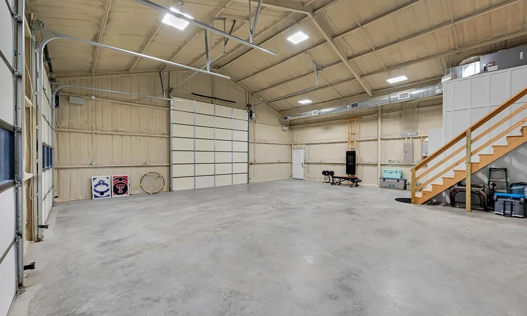 Farm For Sale in Bosque County , 3311 County Road 1035, Meridian, Texas 76665, 4 Bedroom, 4 Bathroom, Garage spaces, 2,233 Sqft, built in 2022, mls#21397084, Real Estate Agent in Meridian, Homes For Sale in Bosque county, Homes For Sale in Meridian, Realtor in Meridian Texas, Real Estate Brokerage Independent Realty Texas, Luminita Cordes Realtor