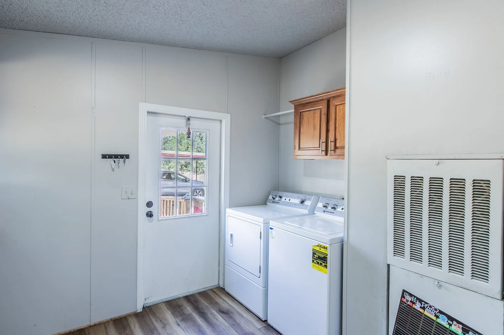 Mobile Home For Sale in Coryell County , 1630 Old Osage Road, Gatesville, Texas 76528, 3 Bedroom, 2 Bathroom, Garage spaces, 1,680 Sqft, built in 1995, mls#21395535, Real Estate Agent in Gatesville, Homes For Sale in Coryell county, Homes For Sale in Gatesville, Realtor in Gatesville Texas, Real Estate Brokerage Independent Realty Texas, Luminita Cordes Realtor