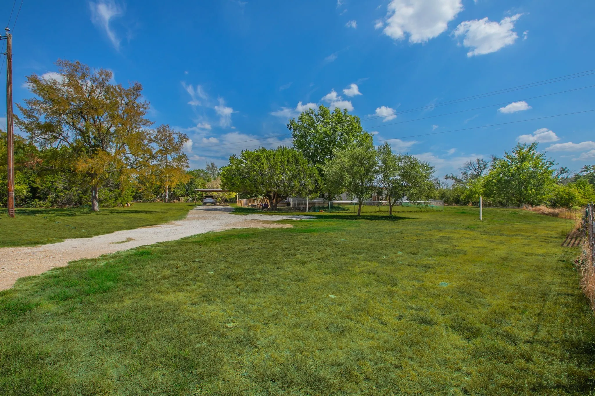 Mobile Home For Sale in Coryell County , 1630 Old Osage Road, Gatesville, Texas 76528, 3 Bedroom, 2 Bathroom, Garage spaces, 1,680 Sqft, built in 1995, mls#21395535, Real Estate Agent in Gatesville, Homes For Sale in Coryell county, Homes For Sale in Gatesville, Realtor in Gatesville Texas, Real Estate Brokerage Independent Realty Texas, Luminita Cordes Realtor