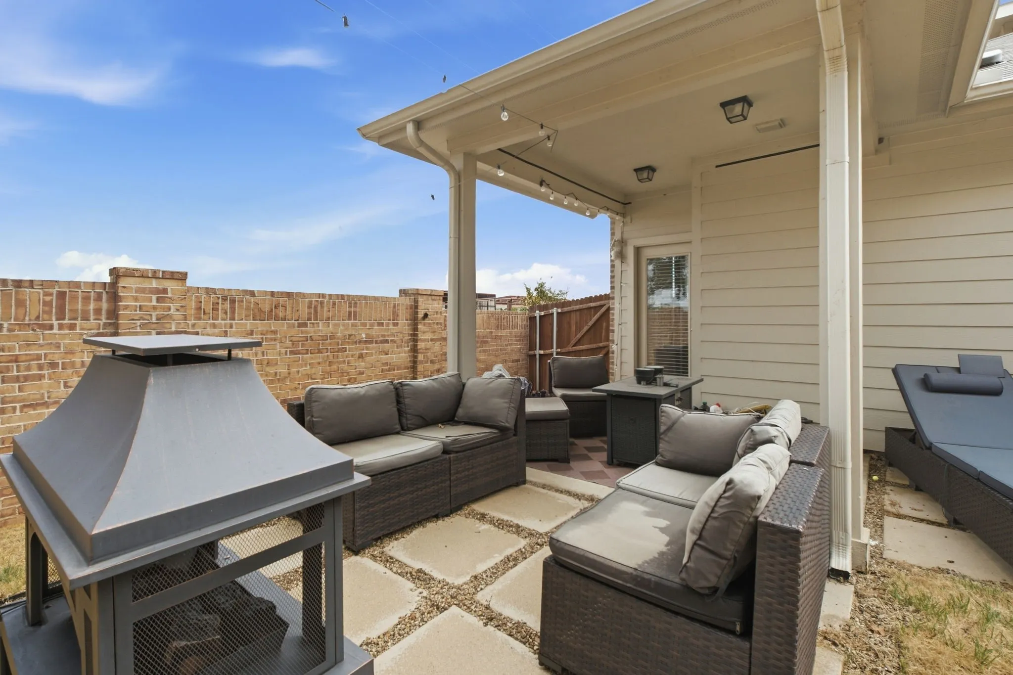 Single Family Residence For Sale in Denton County , 900 Crockett Street, Aubrey, Texas 76227, 5 Bedroom, 3 Bathroom, 2 Garage spaces, 2,552 Sqft, built in 2023, mls#21397053, Real Estate Agent in Aubrey, Homes For Sale in Denton county, Homes For Sale in Aubrey, Realtor in Aubrey Texas, Real Estate Brokerage Independent Realty Texas, Luminita Cordes Realtor