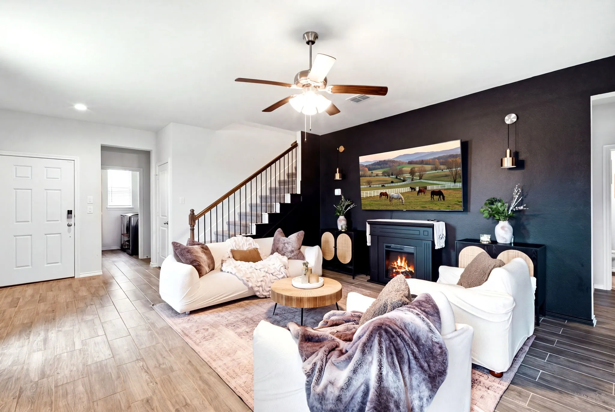 Single Family Residence For Sale in Denton County , 900 Crockett Street, Aubrey, Texas 76227, 5 Bedroom, 3 Bathroom, 2 Garage spaces, 2,552 Sqft, built in 2023, mls#21397053, Real Estate Agent in Aubrey, Homes For Sale in Denton county, Homes For Sale in Aubrey, Realtor in Aubrey Texas, Real Estate Brokerage Independent Realty Texas, Luminita Cordes Realtor