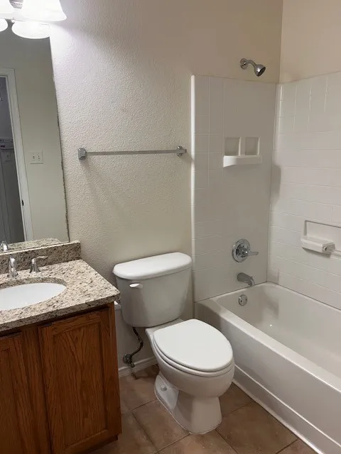 Single Family Residence For Rent in Ellis County , 201 Old Settlers Trail, Waxahachie, Texas 75167, 3 Bedroom, 2 Bathroom, 2 Garage spaces, 1,495 Sqft, built in 2005, mls#21397089, Real Estate Agent in Waxahachie, Homes For Rent in Ellis county, Homes For Rent in Waxahachie, Realtor in Waxahachie Texas, Real Estate Brokerage Independent Realty Texas, Luminita Cordes Realtor
