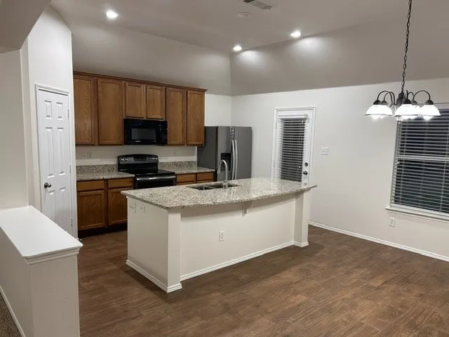 Single Family Residence For Rent in Ellis County , 201 Old Settlers Trail, Waxahachie, Texas 75167, 3 Bedroom, 2 Bathroom, 2 Garage spaces, 1,495 Sqft, built in 2005, mls#21397089, Real Estate Agent in Waxahachie, Homes For Rent in Ellis county, Homes For Rent in Waxahachie, Realtor in Waxahachie Texas, Real Estate Brokerage Independent Realty Texas, Luminita Cordes Realtor